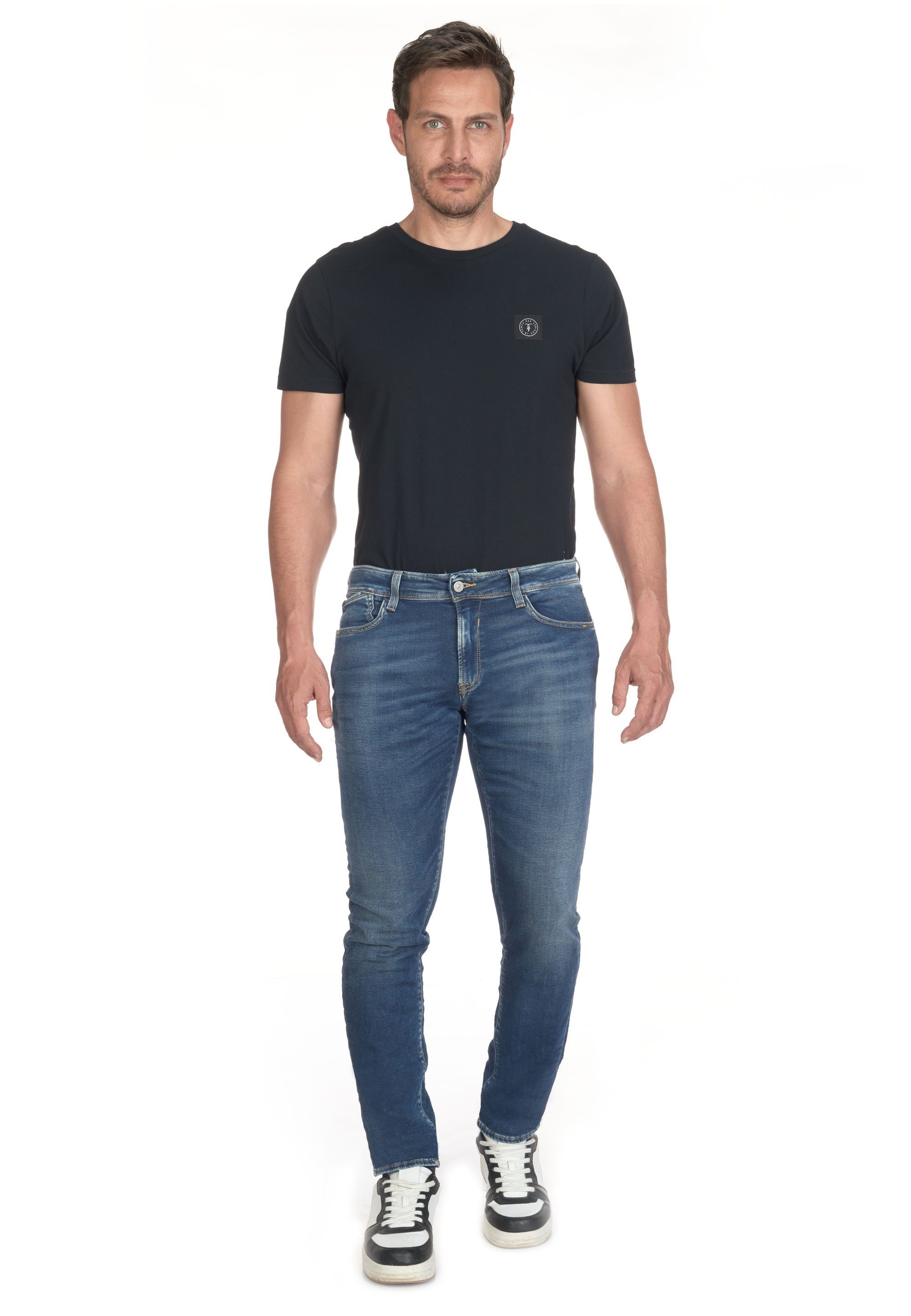 Des Le Temps Slim in Cerises 700/11JO tollem Fit-Schnitt Slim-fit-Jeans
