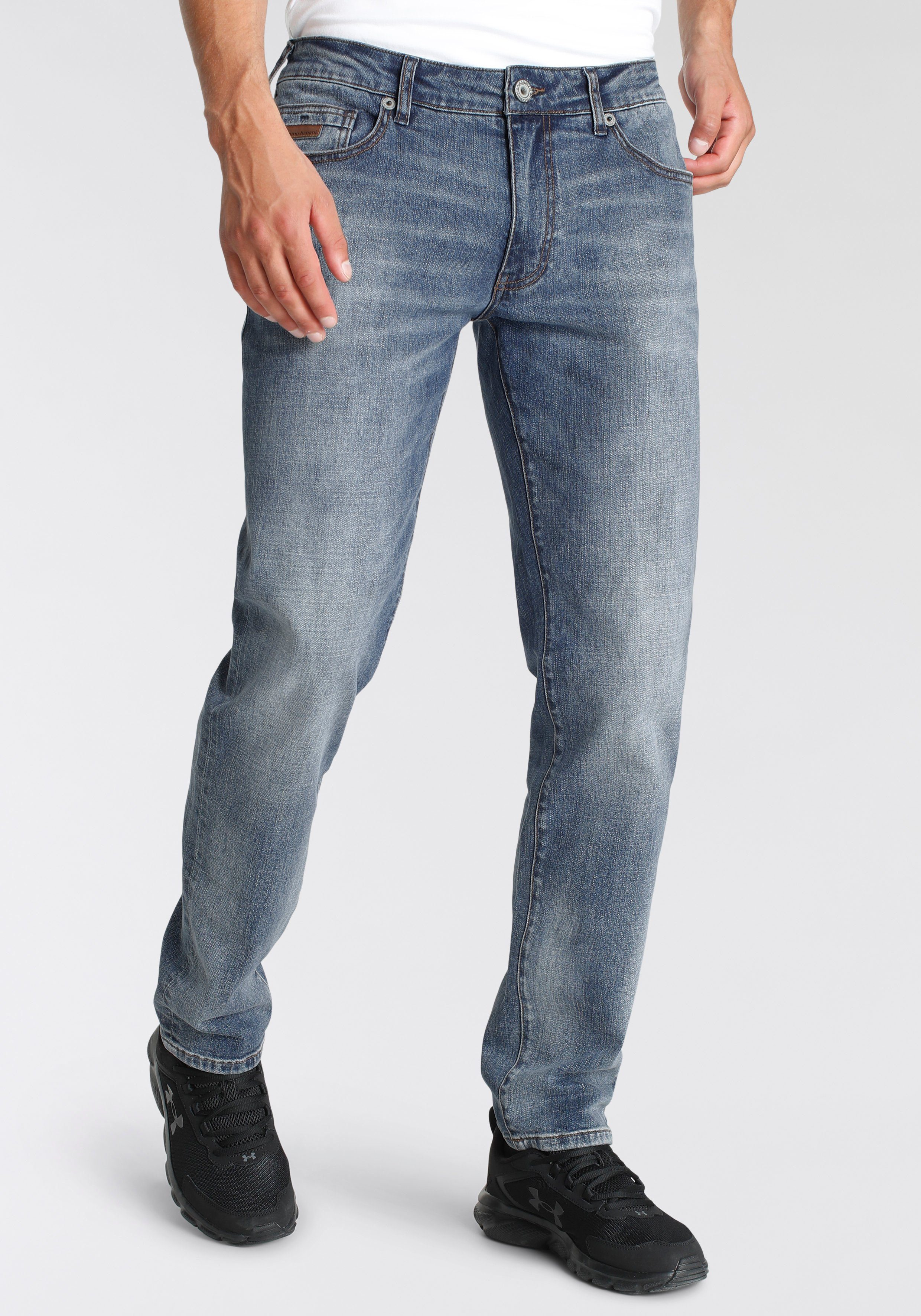 Bruno Banani Tapered-fit-Jeans Callan Mit Leder Badge