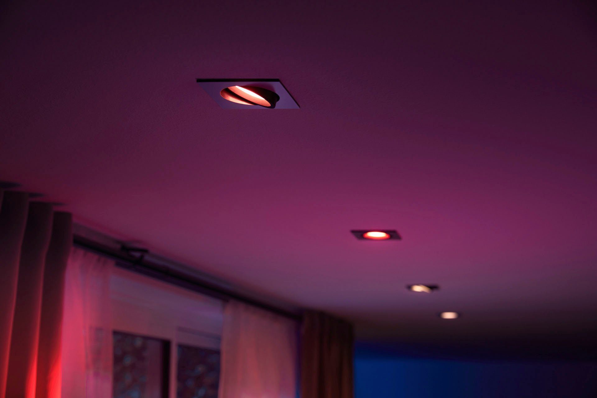Philips Hue Dimmfunktion, wechselbar, Leuchtmittel Centura, LED Flutlichtstrahler Farbwechsler