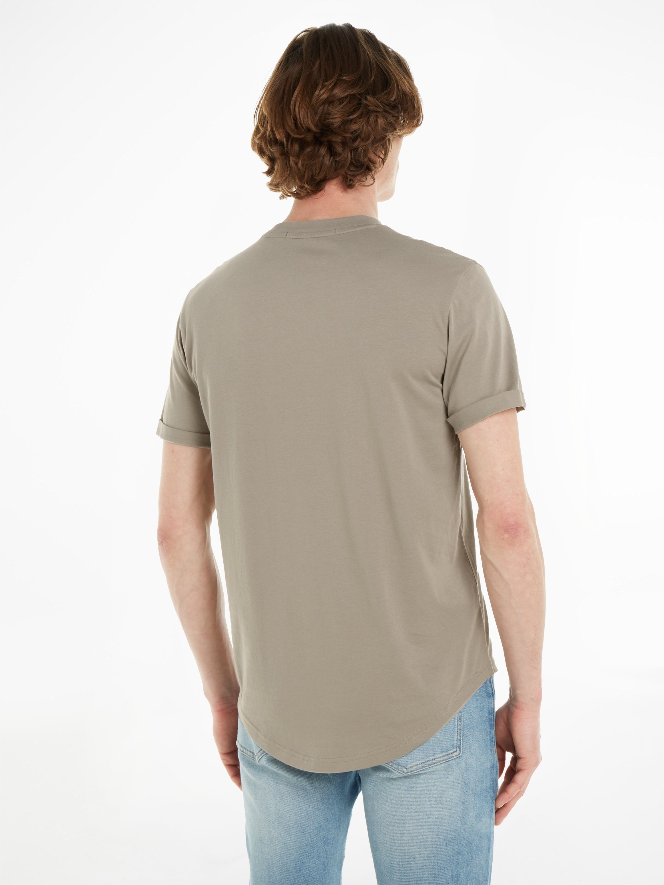 Calvin Klein Jeans T-Shirt BADGE TURN UP SLEEVE mit Logopatch günstig online kaufen