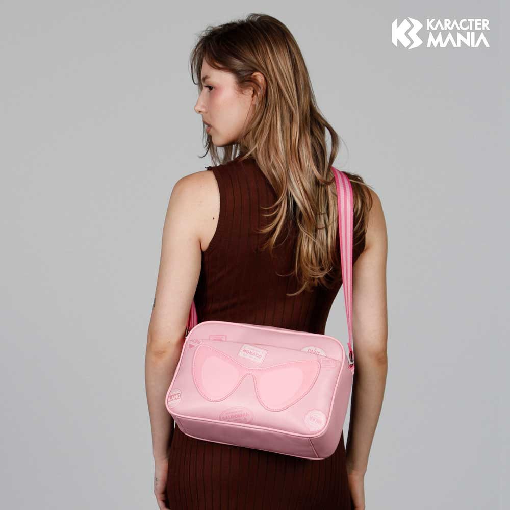 Karactermania Umhängetasche Barbie Travel Fashion kleine Schultertasche Citytasche Tasche Girly, Verstellbare Schulterriemen