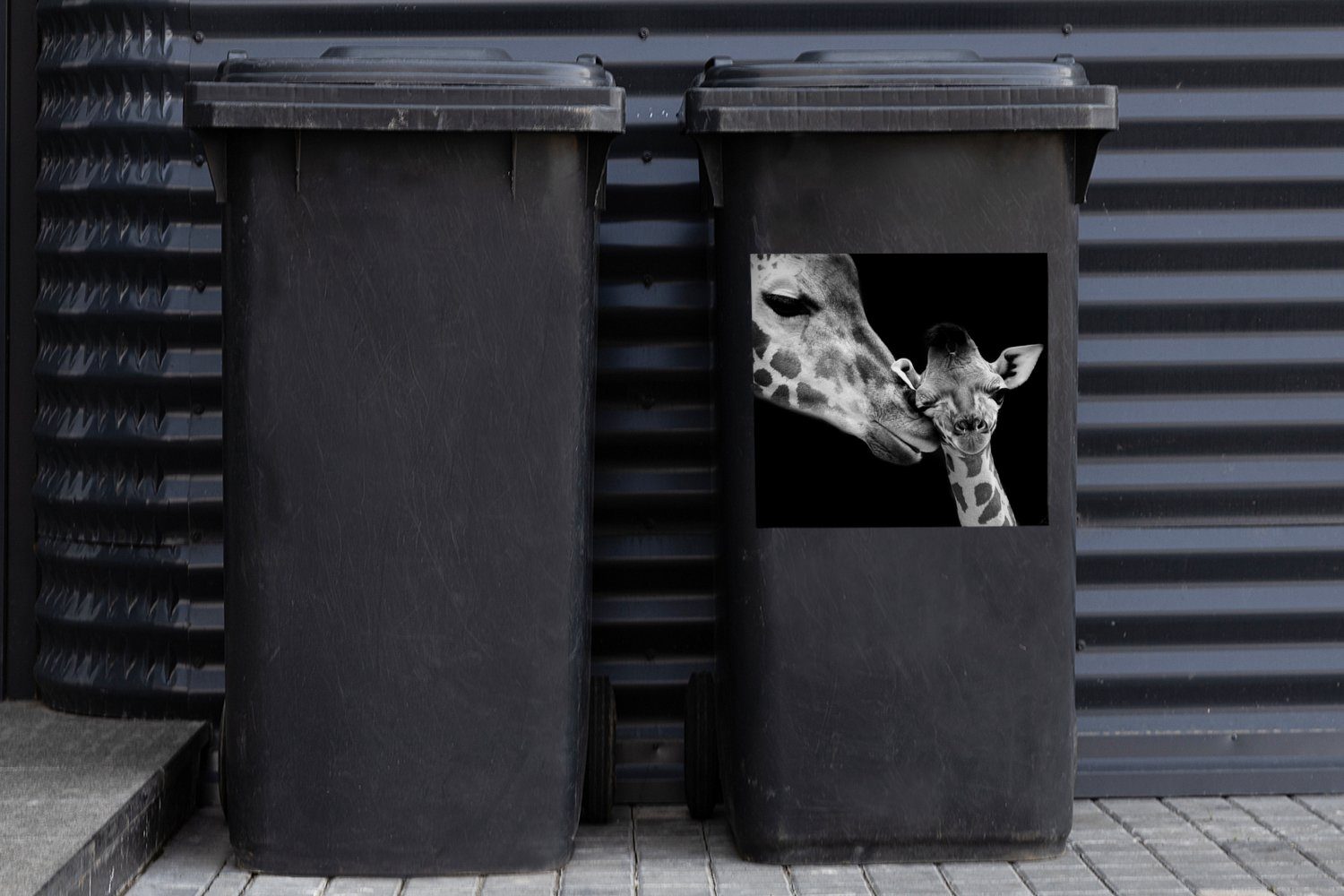 MuchoWow Wandsticker Tiere - Schwarz Porträt - Abfalbehälter Container, Sticker, Mülleimer-aufkleber, Giraffe Weiß Mülltonne, (1 - - St)