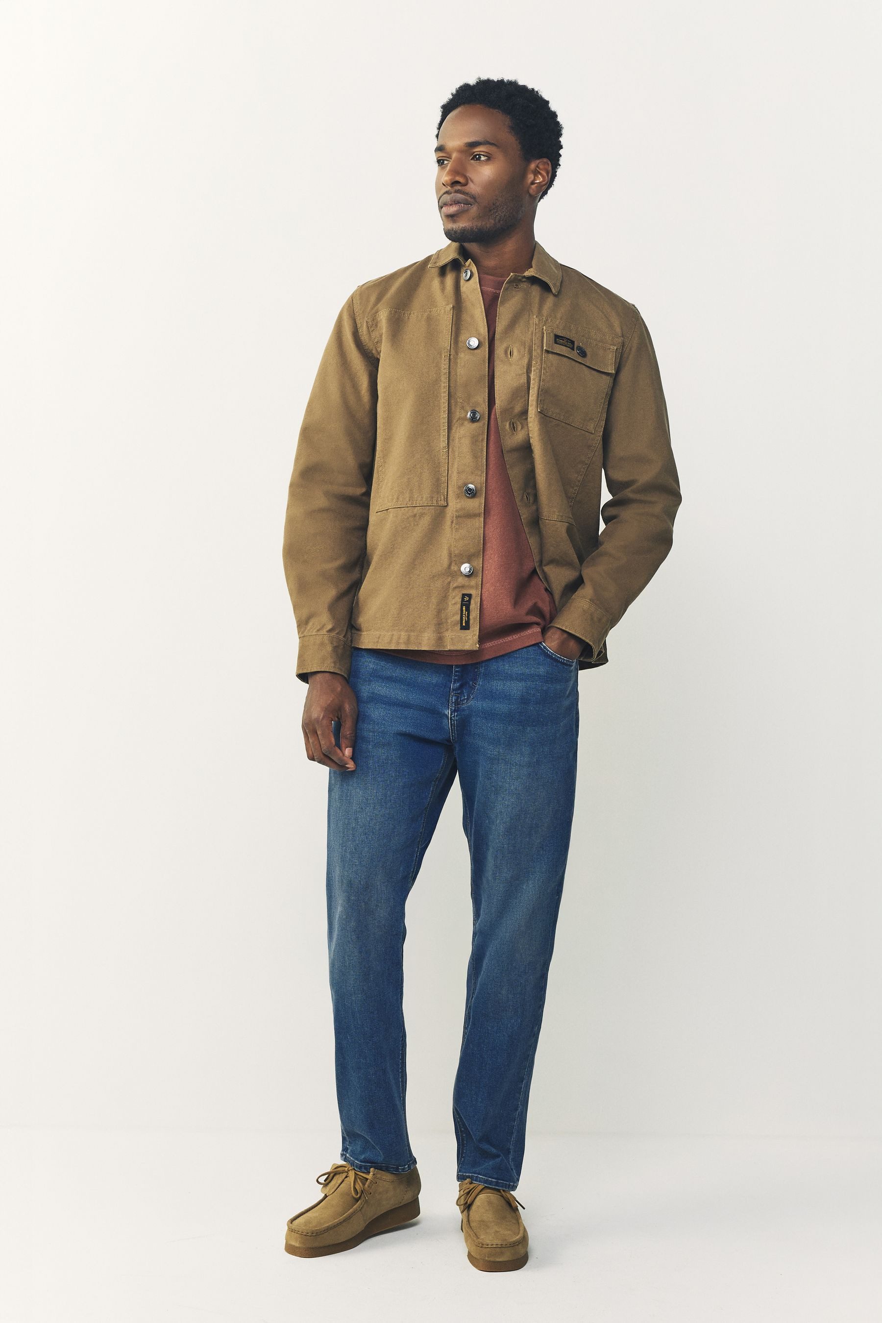 Next Tapered-fit-Jeans Schmal zulaufende Motionflex Jeans Regular Fit (1-tlg)