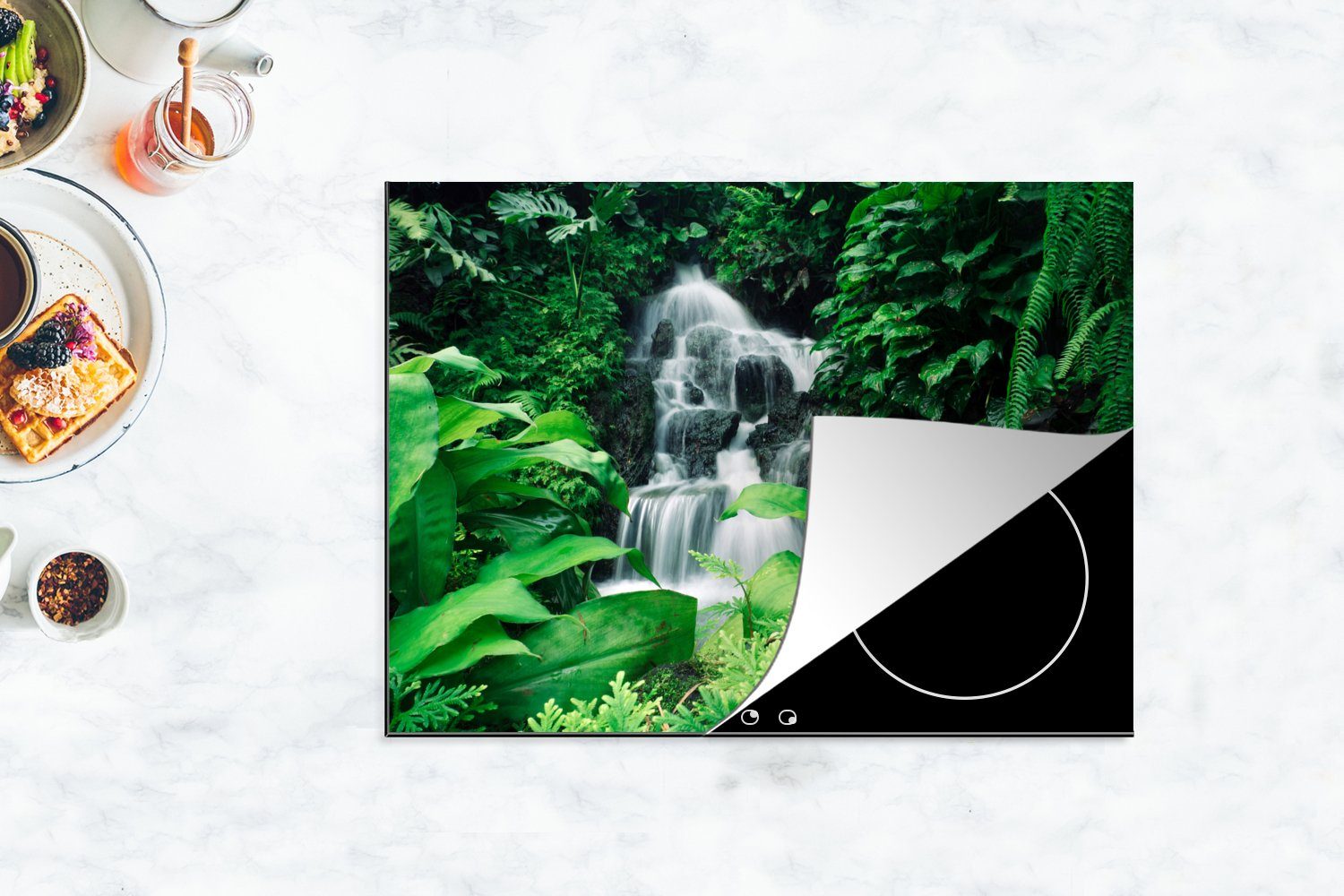 MuchoWow Herdblende-/Abdeckplatte Wasserfall in einem (1 Mobile 70x52 botanischen cm, nutzbar, Ceranfeldabdeckung Arbeitsfläche tlg), Garten, Vinyl