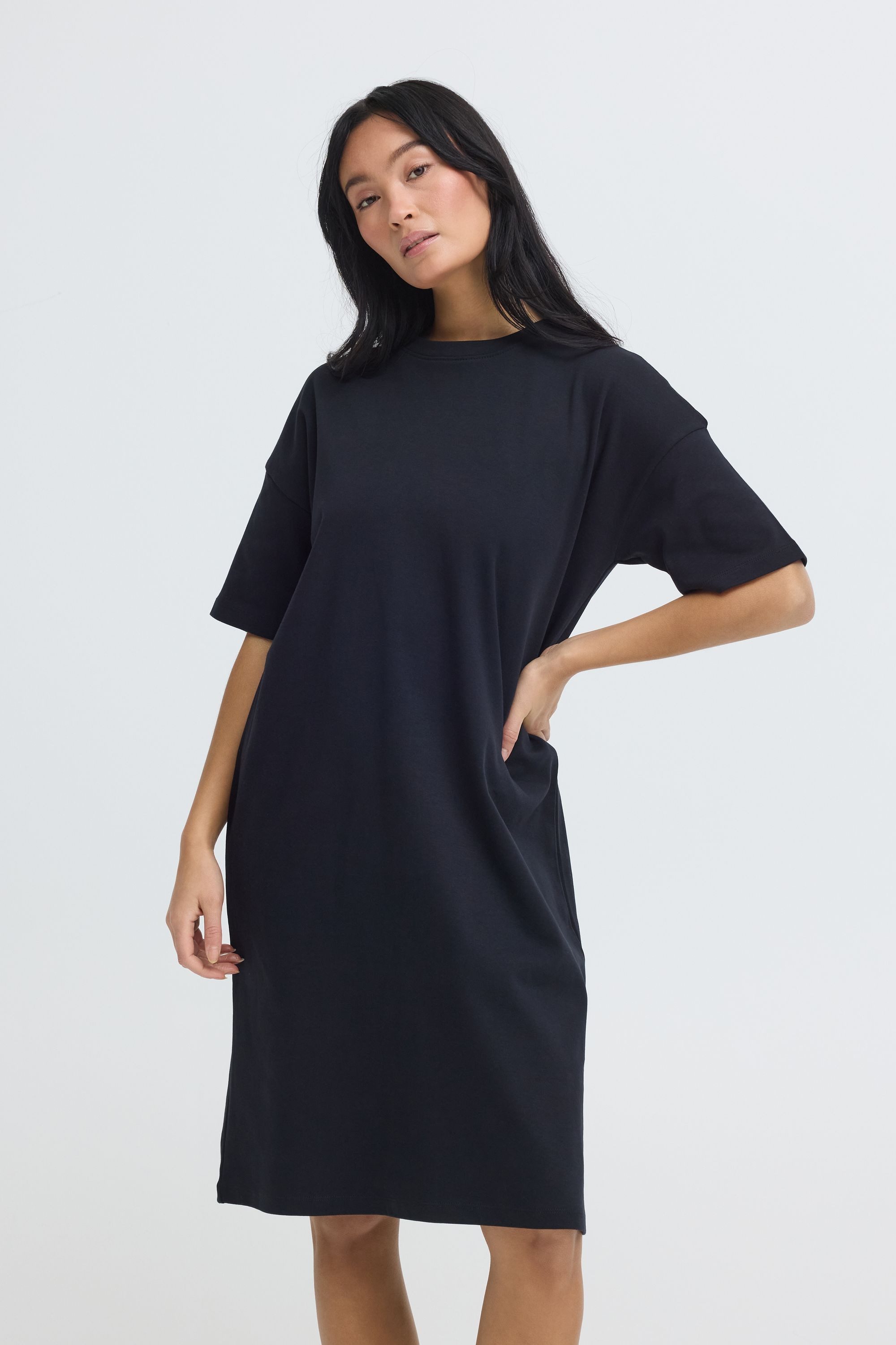 OXMO Minikleid OXNSandy Schlichtes T-Shirt-Kleid mit Rundhals-Ausschnitt