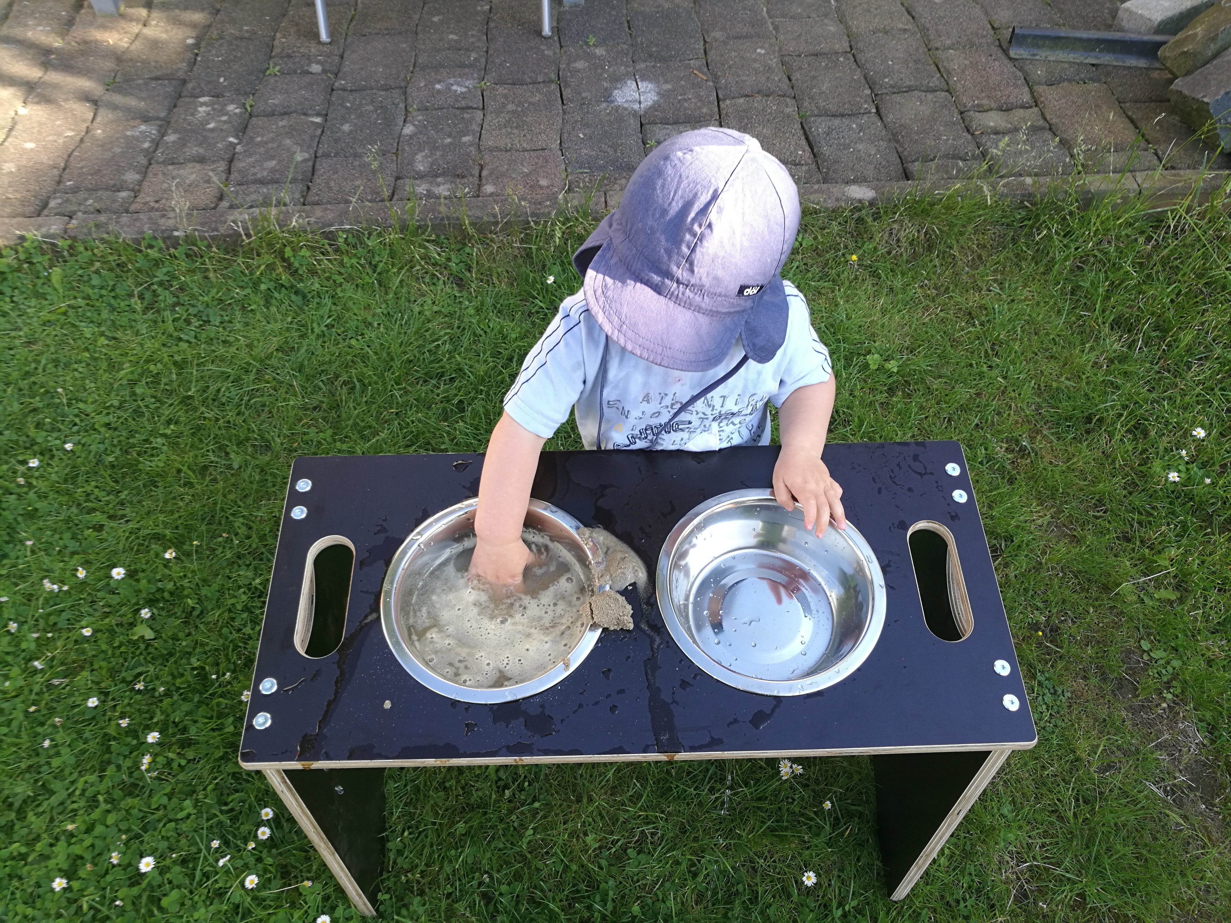 Eli Spiel-Werkzeugstation ELI Kinder Matschtisch