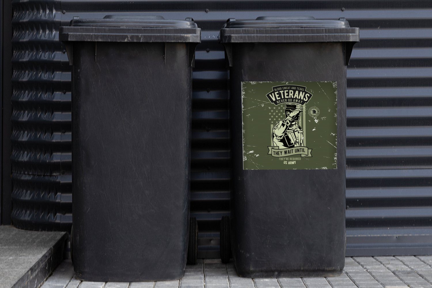 Armee Abfalbehälter Wandsticker - Sticker, St), Mülleimer-aufkleber, Fahne Container, - Vintage MuchoWow Mülltonne, (1