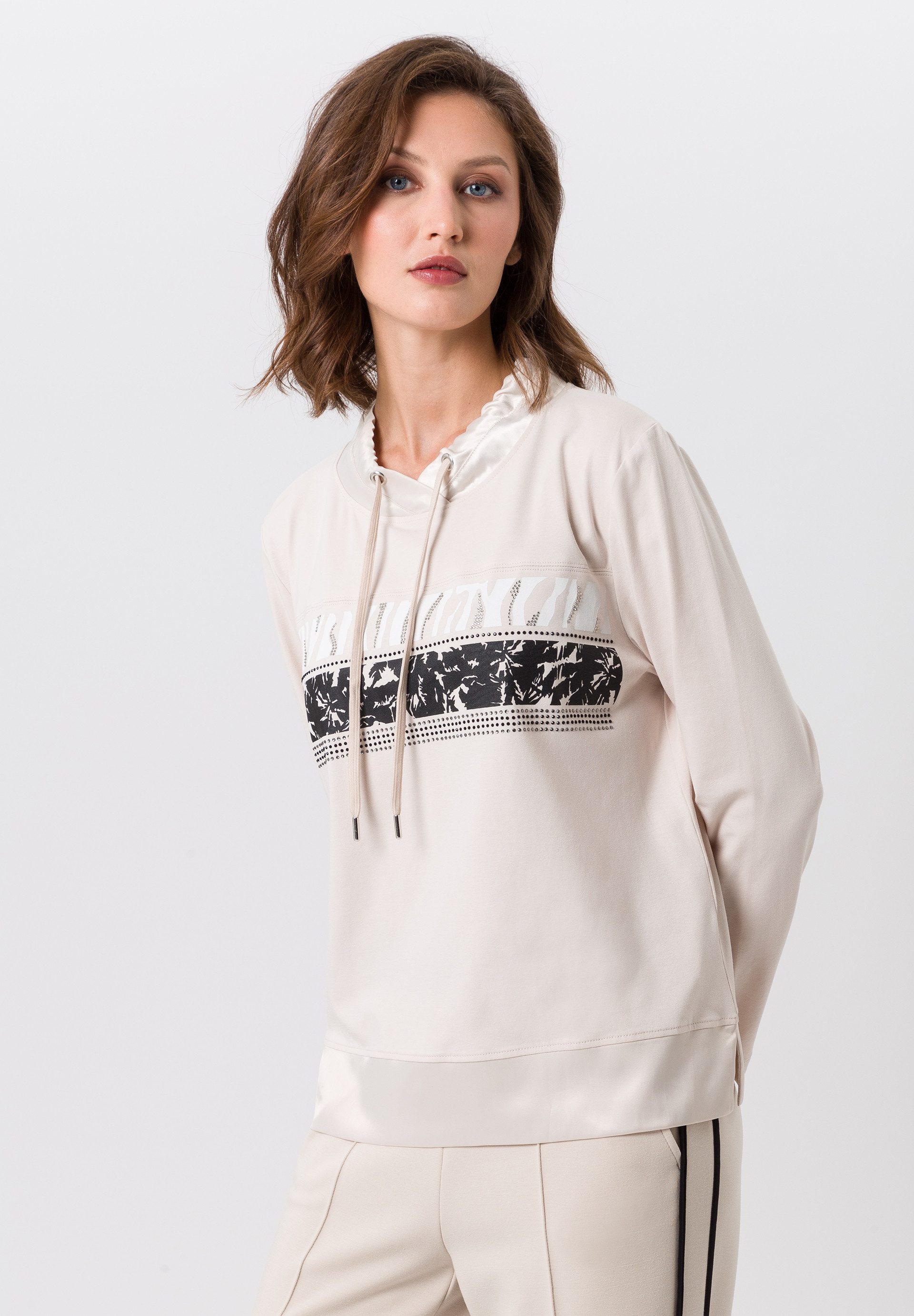 Langarmshirt mit glänzendem Saum