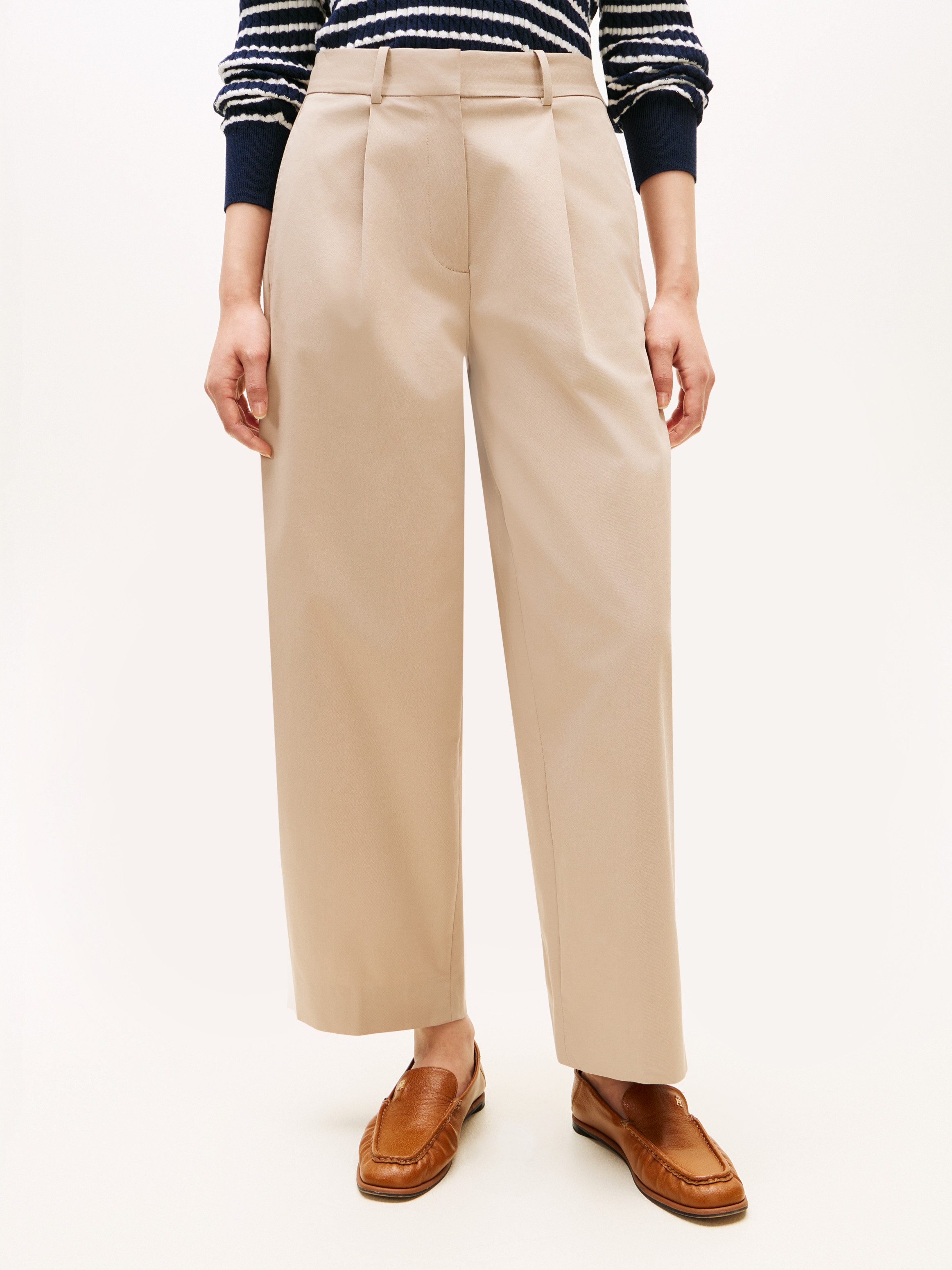 Tommy Hilfiger Chinohose COTTON BARREL PLEATED CHINO Baumwollmix, Mid Rise, Tapered