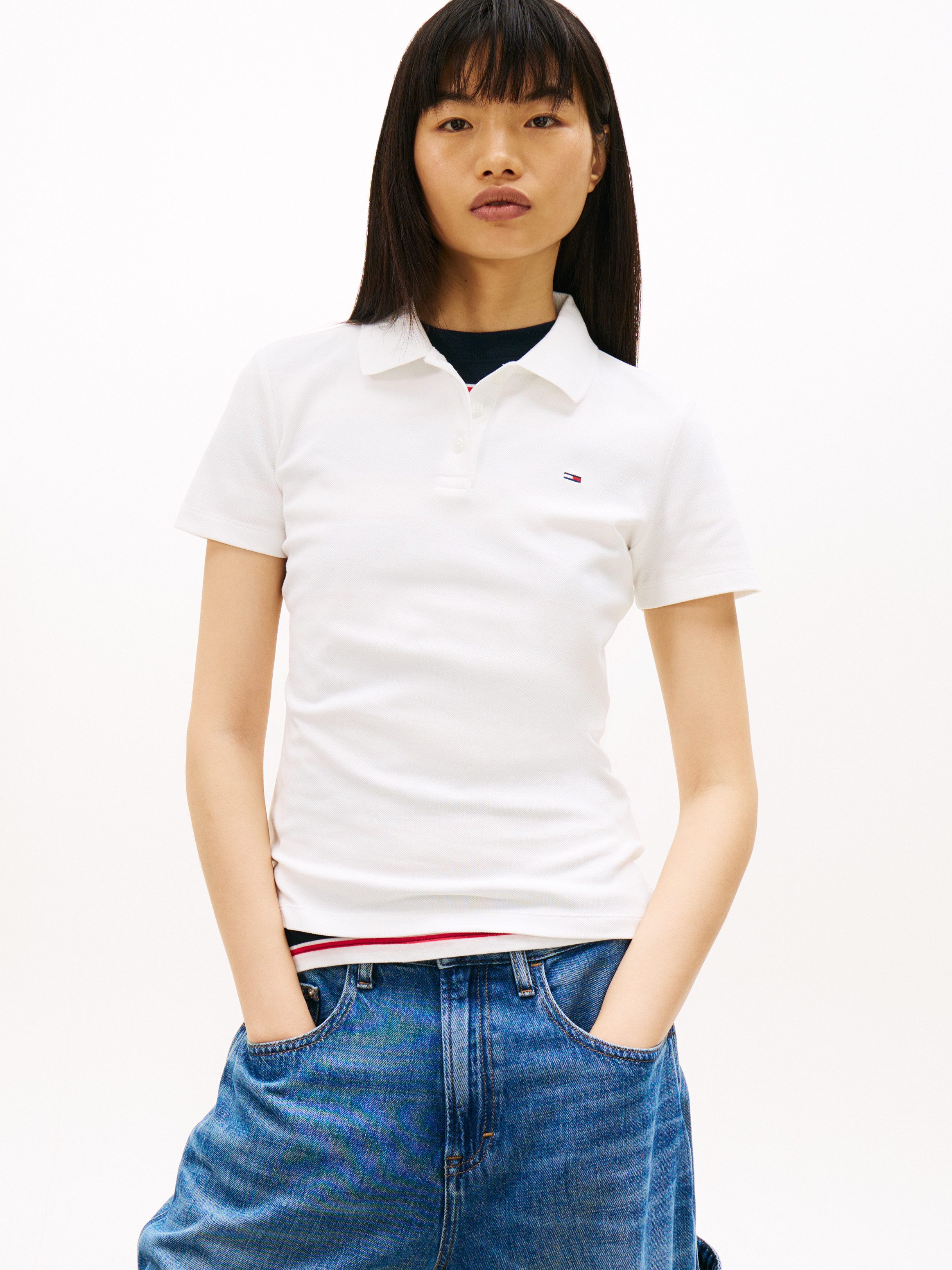 Tommy Jeans Poloshirt TJW SLIM ESSENTIAL POLO SS mit Logostickerei