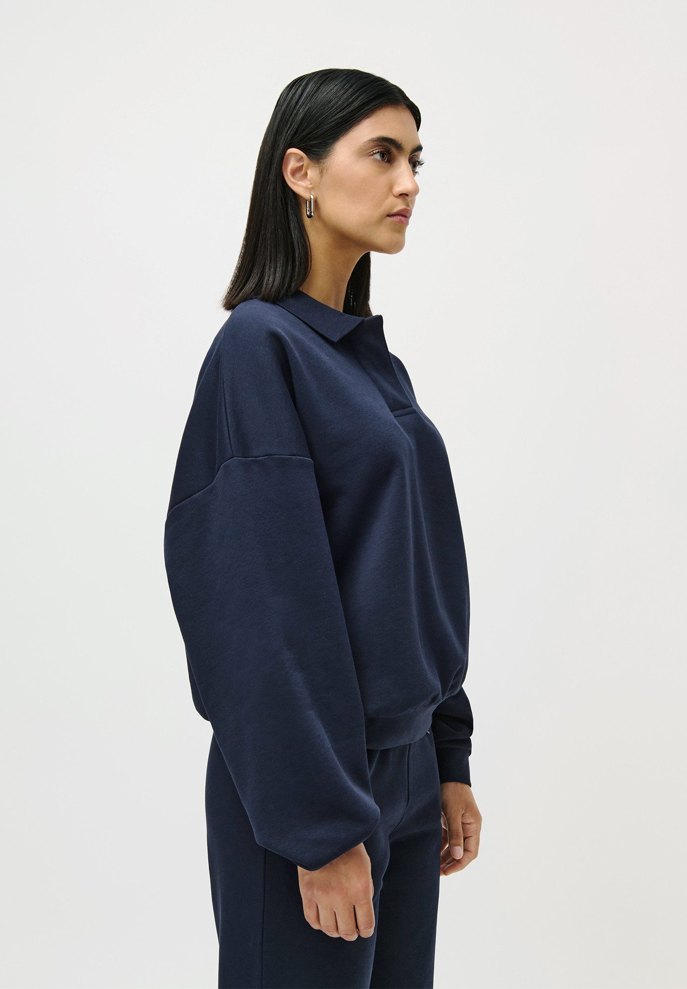 LeGer Sweatshirt Enola, LeGer by Lena Gercke kontrastfarbene Stickerei