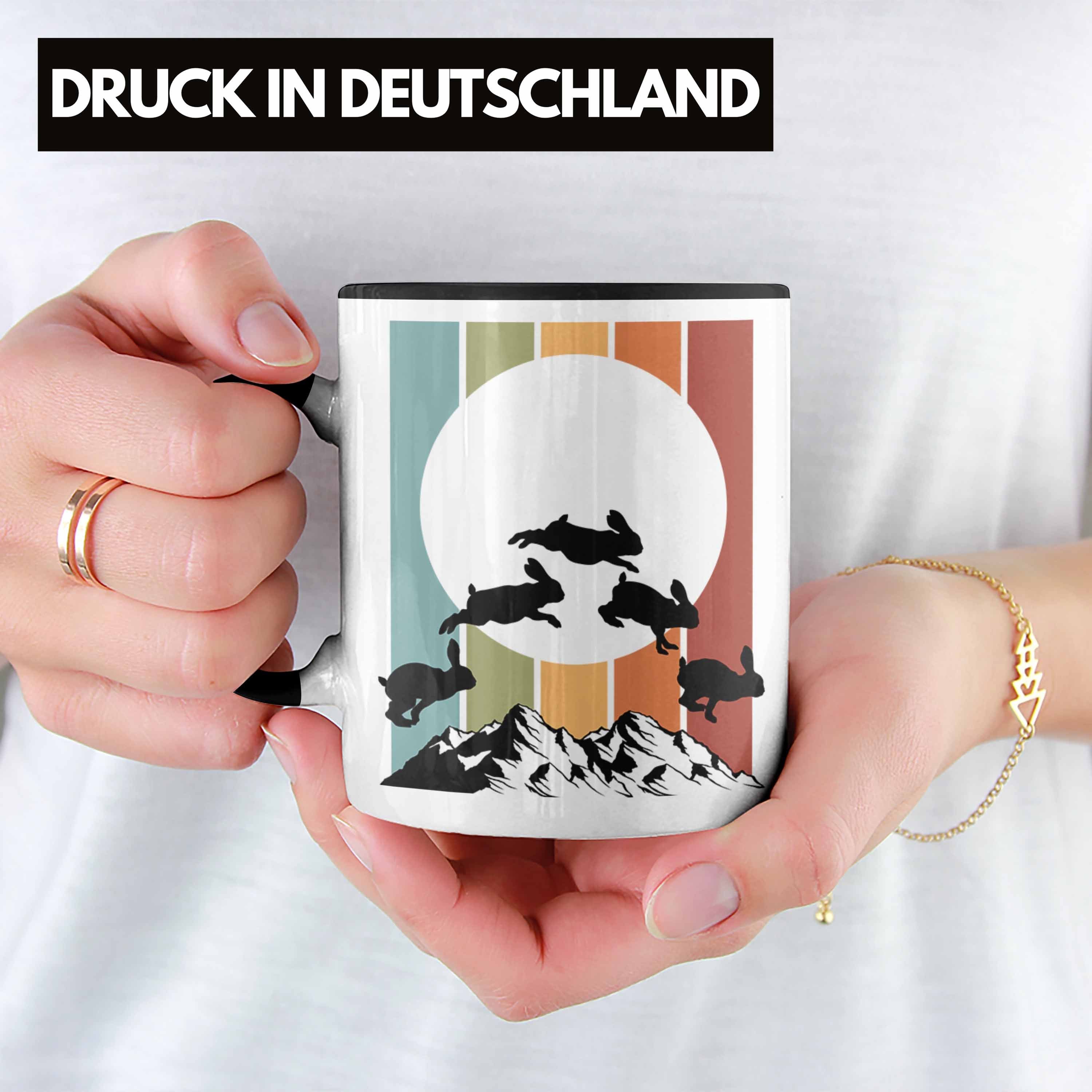 Geschenk Tasse Schwarz Hasen Wandern Grafik Kaffeetasse Berge Tasse Tirol Berghasen Trendation