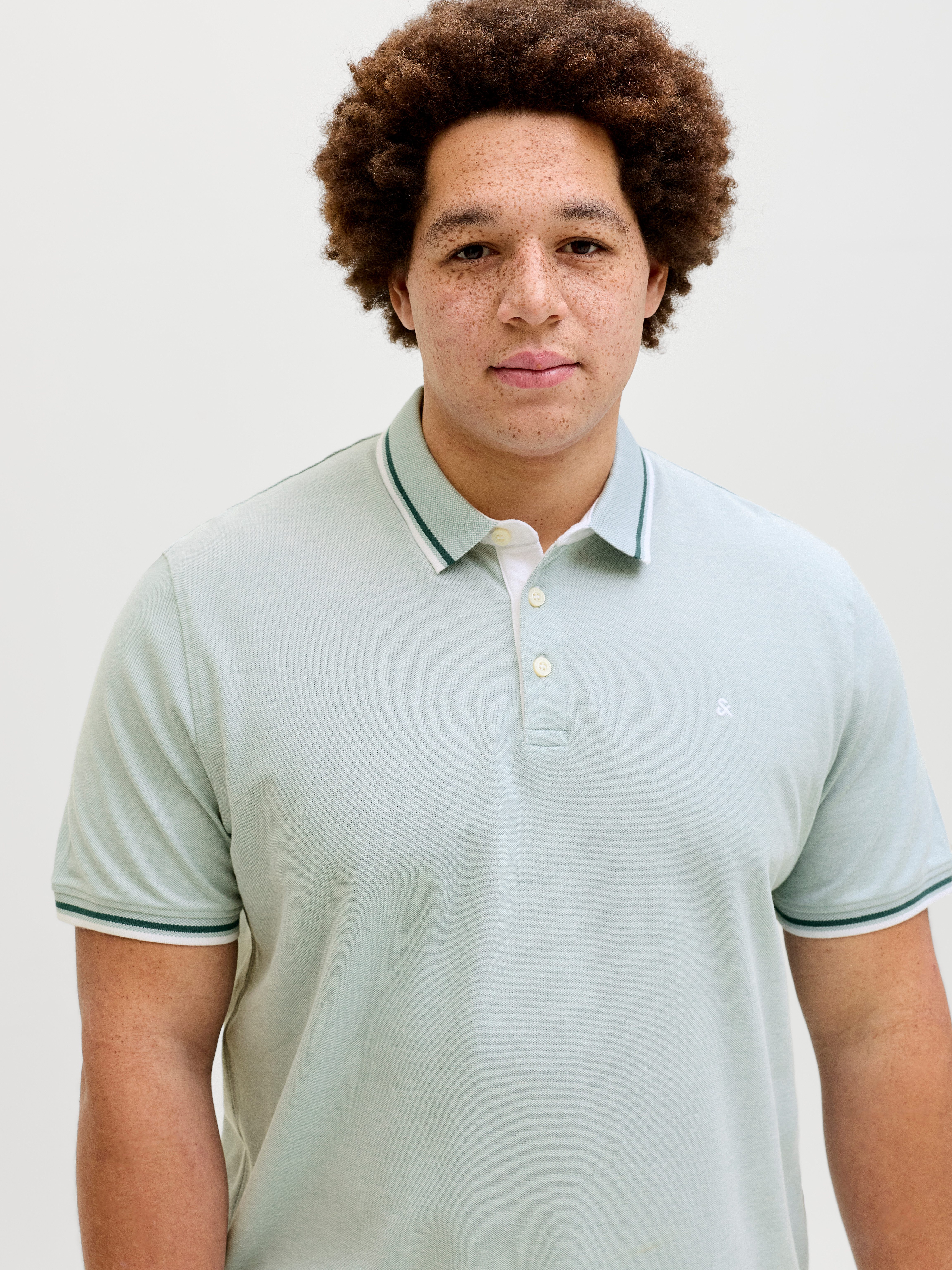 Jack & Jones PlusSize Poloshirt JJEPAULOS POLO SS NOOS PLS Baumwolle, regular fit