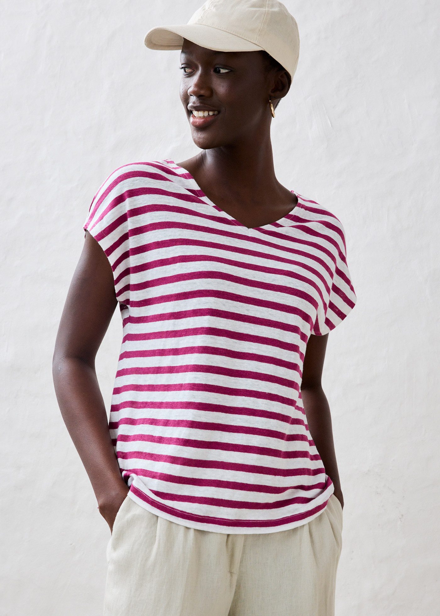 bonprix T-Shirt Oversize Passform, Kurzarm, V-Ausschnitt, aus Leinen, pflegeleicht