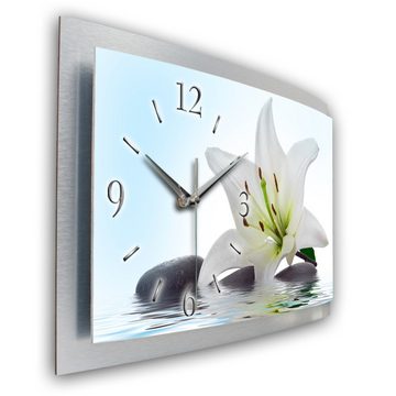 Kreative Feder Funkwanduhr 3D Designer-Wanduhr „Weiße Lilie“ aus gebürstetem Aluminium (3D-Wölbung; einzigartiges Zwei-Platten-Design; flüsterleises Uhrwerk)