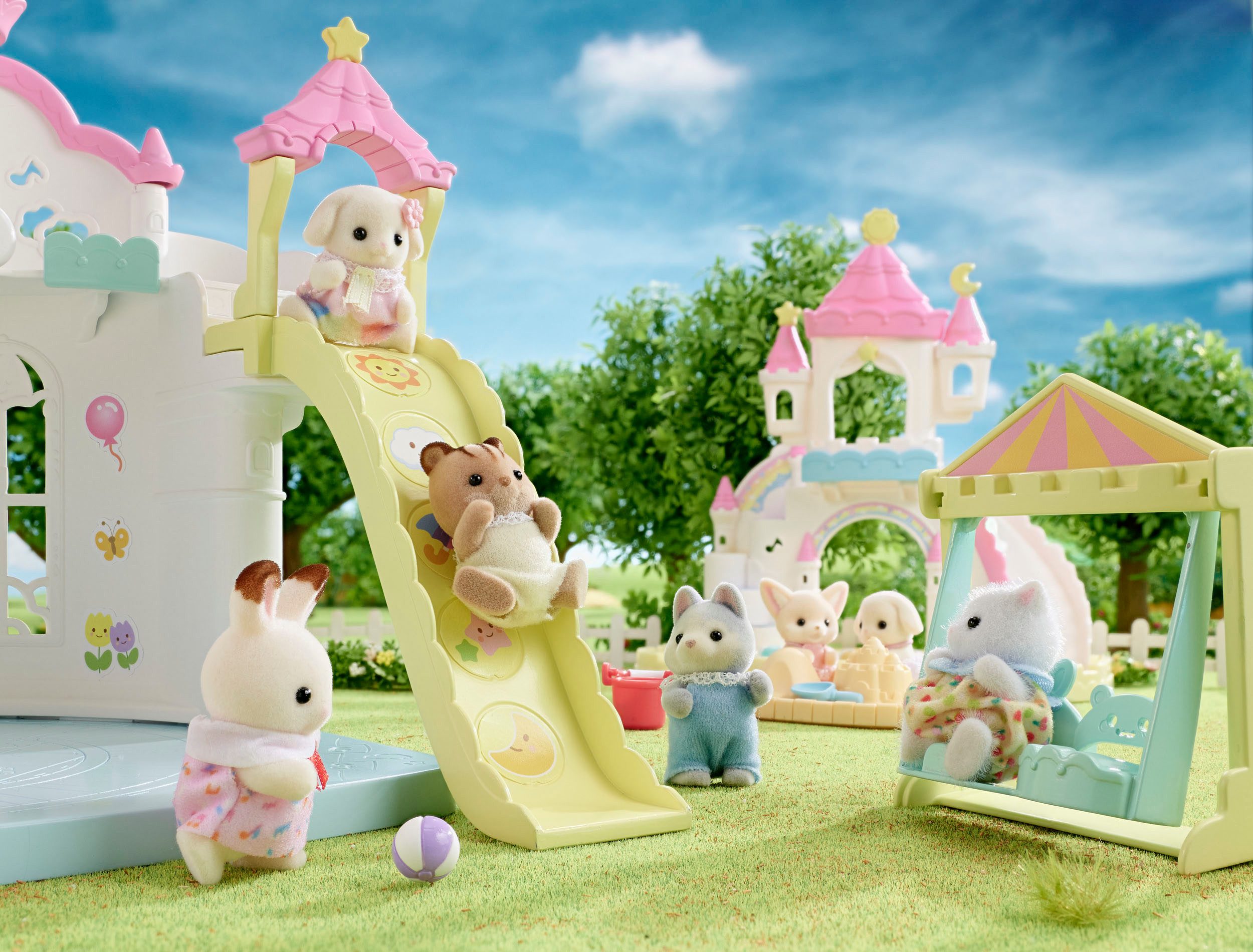 Sylvanian Families Spielwelt Erlebniskindergarten - Sonnenschloss (5743)
