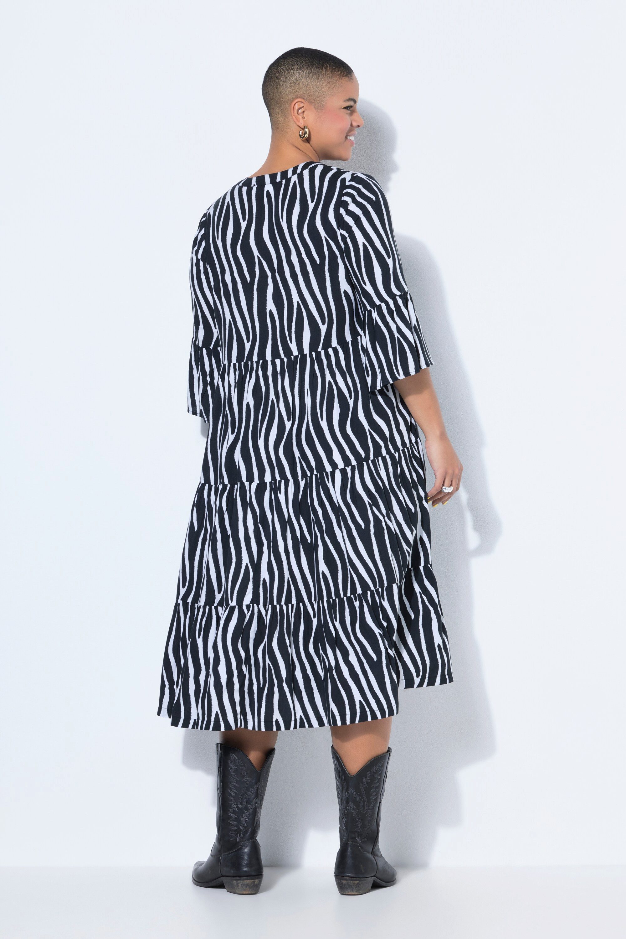 Studio Untold Maxikleid Midikleid Zebra V-Ausschnitt Volants
