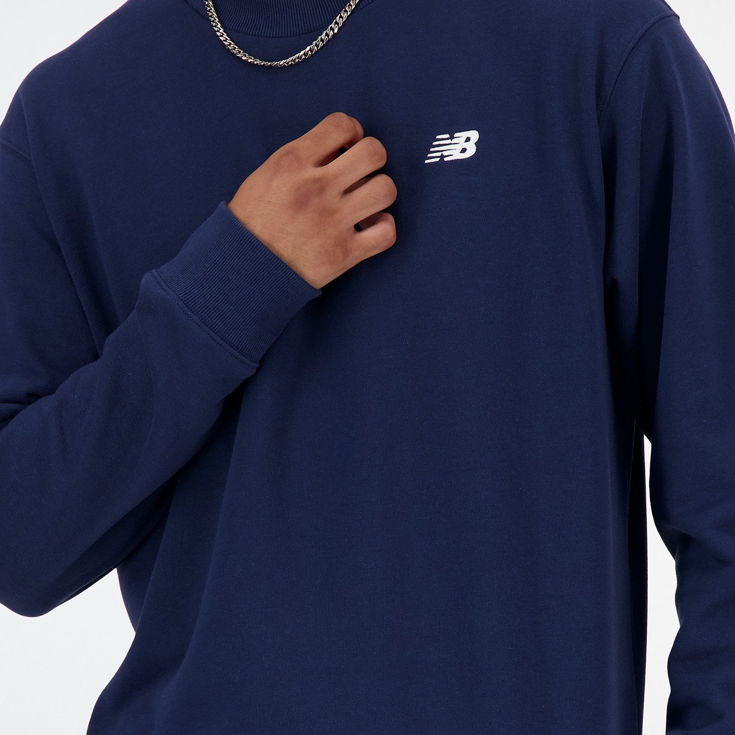 New Balance Sweatshirt SPORT ESSENTIALS FRENCH TERRY CREW mit Rundhalsausschnitt, in normaler Länge
