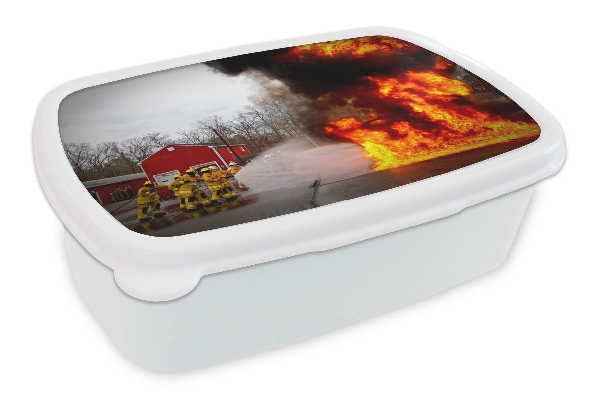 MuchoWow Lunchbox Amerika - Feuer - Feuerwehrleute, Kunststoff, (2-tlg), Brotbox für Kinder und Erwachsene, Brotdose, für Jungs und Mädchen weiß | Lunchboxen