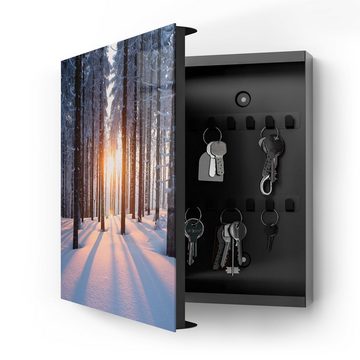 DEQORI Schlüsselkasten 'Abendsonne im Winterwald', Glas Schlüsselbox modern magnetisch beschreibbar