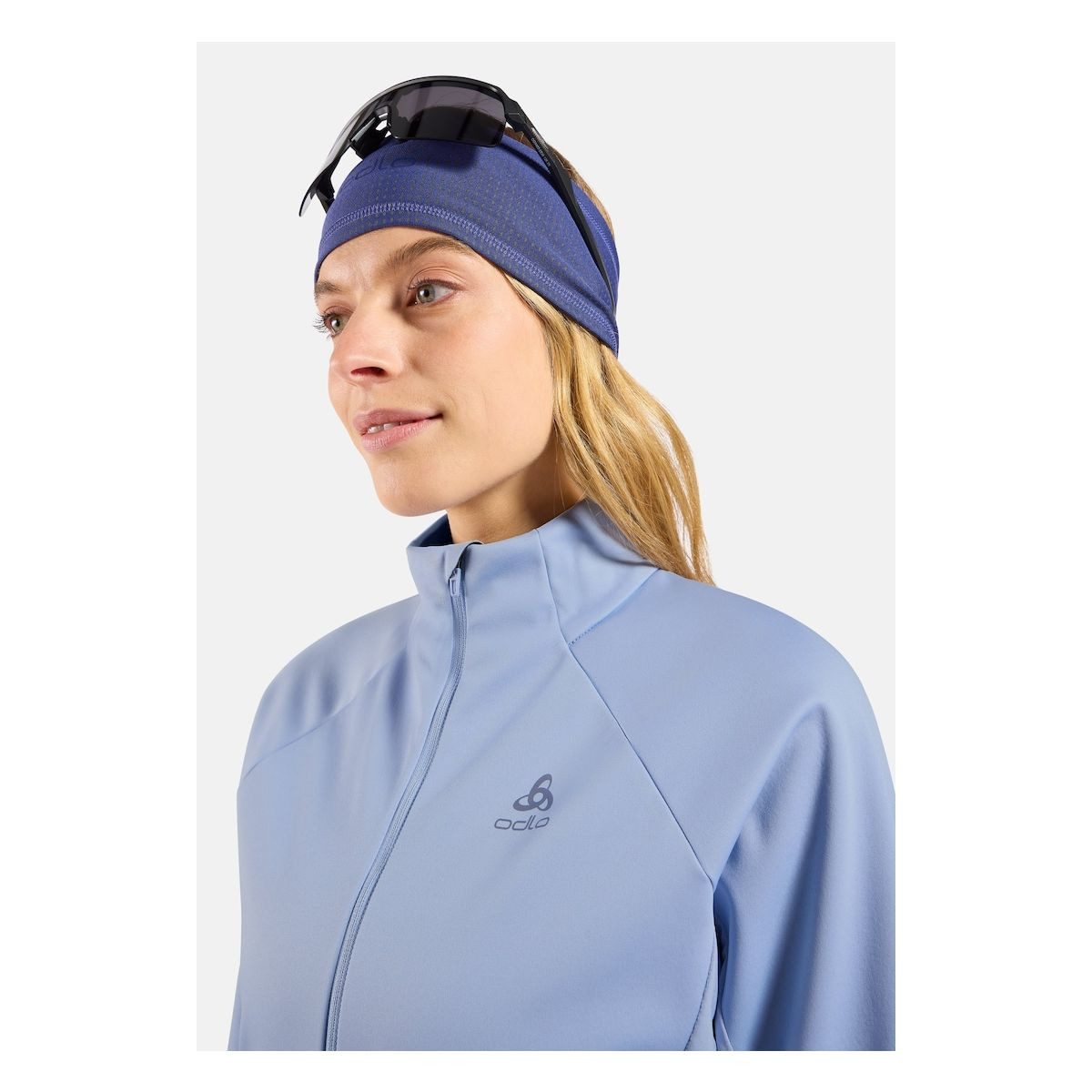 Odlo Skijacke Essential Warm Winddichte Damenjacke für Skifahren und Langlaufen, hält warm
