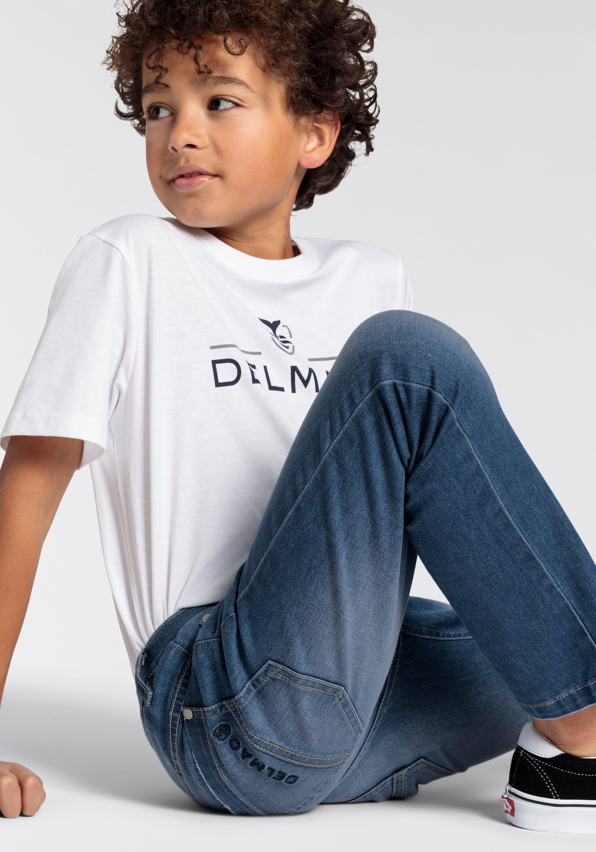 DELMAO Stretch-Jeans Straight-fit Jeans für Jungen elastisches Material, Used-Look-Waschung, niedrige Leibhöhe