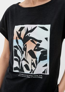 s.Oliver Kurzarmshirt T-Shirt mit Stickerei Stickerei