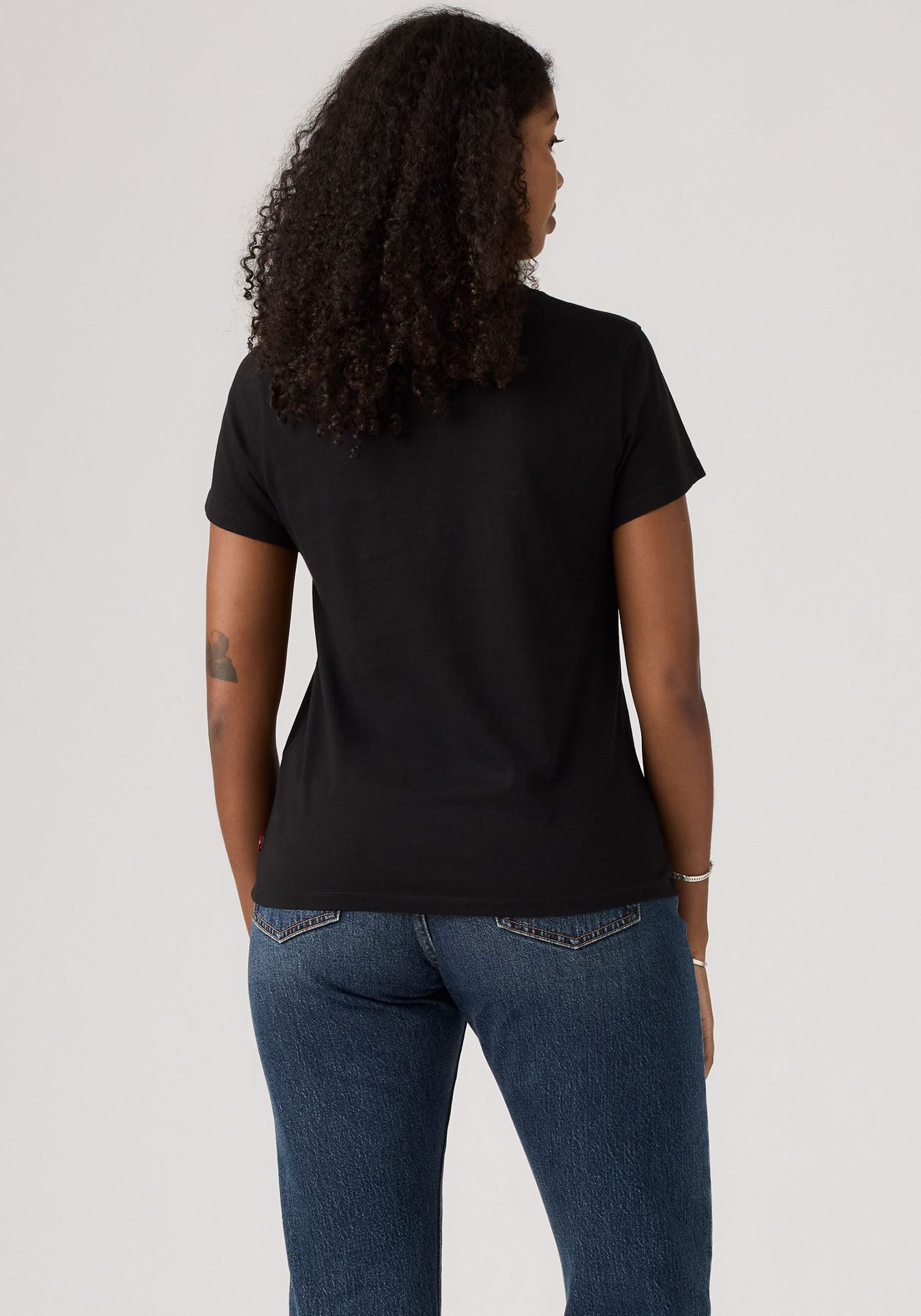 Levi's® T-Shirt LSE THE PERFECT TEE mit Logodruck – Bild 3 von 5