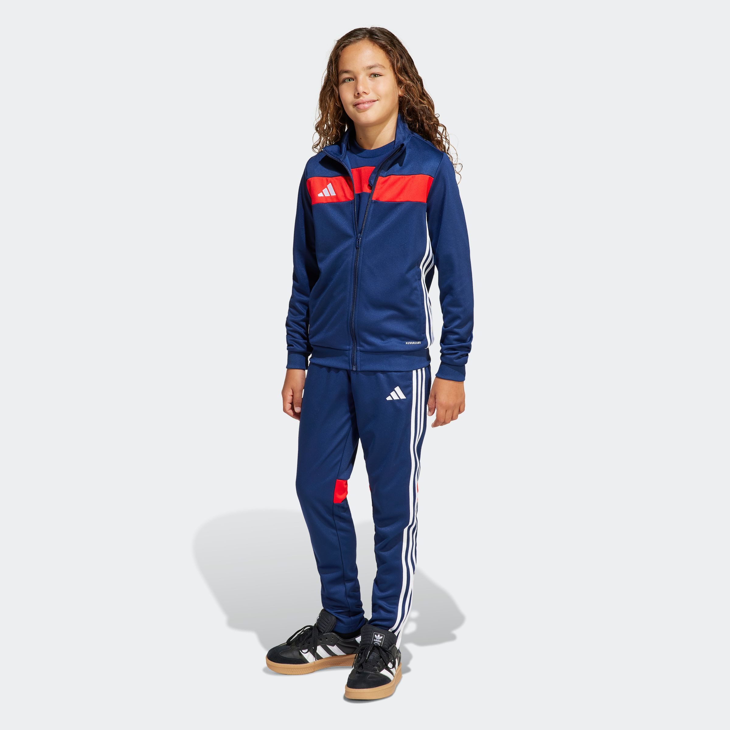 adidas Performance Trainingsanzug TIRO ES TS Y (2-tlg), für Kinder, mit 2 Teilen, aus Polyester