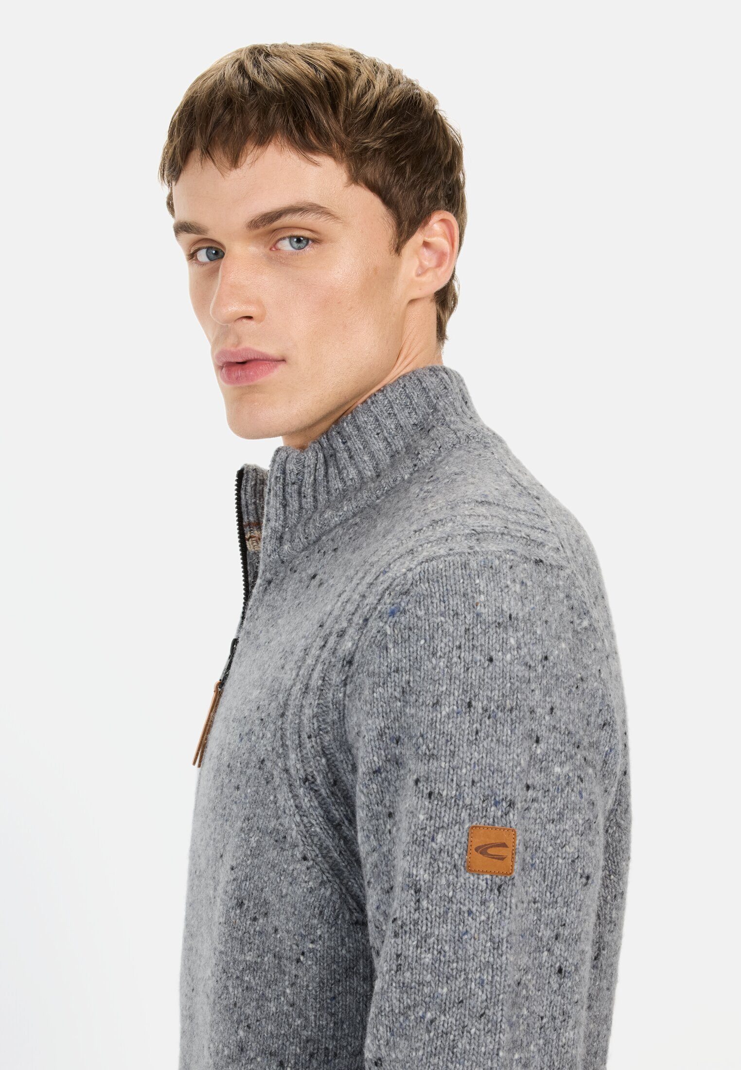 camel active Strickjacke aus nachhaltiger Merinowolle Langarm Stehkragen Stehkragen