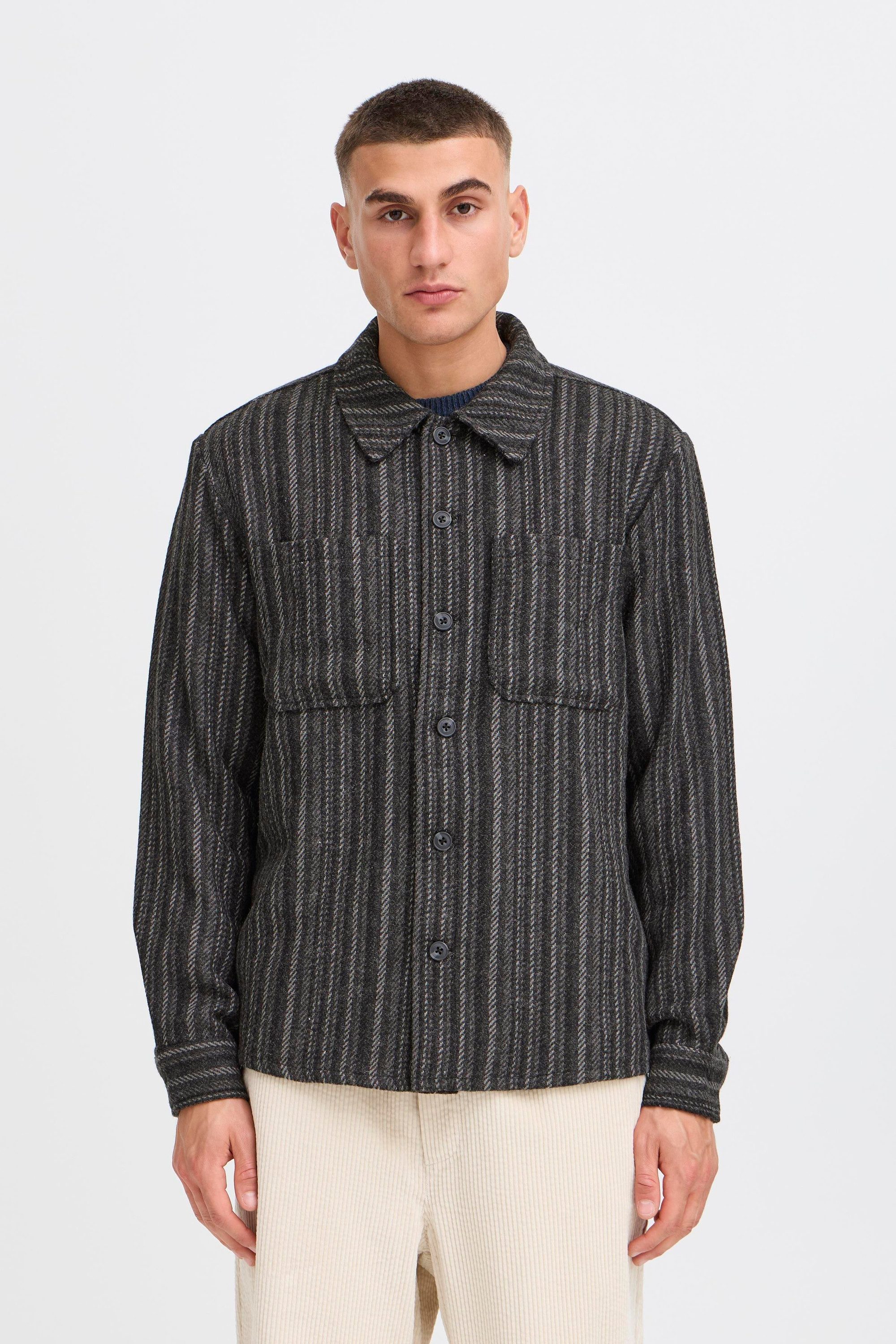 !Solid Hemdjacke SDROWE Gestreifte Hemdjacke mit Brusttaschen