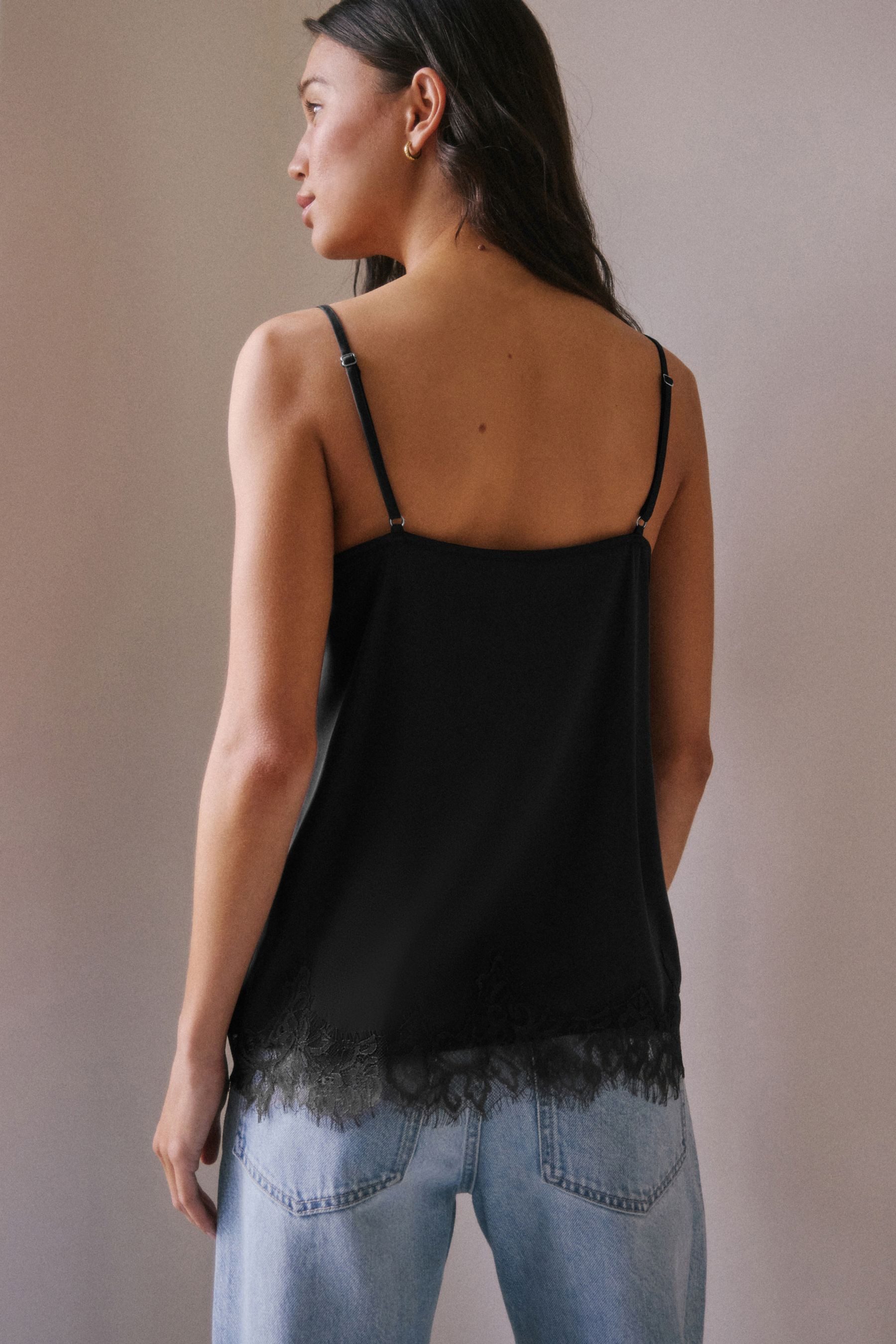 Next Trägertop Trägertop aus Satin mit Spitzenbesatz (1-tlg) – Bild 2 von 5