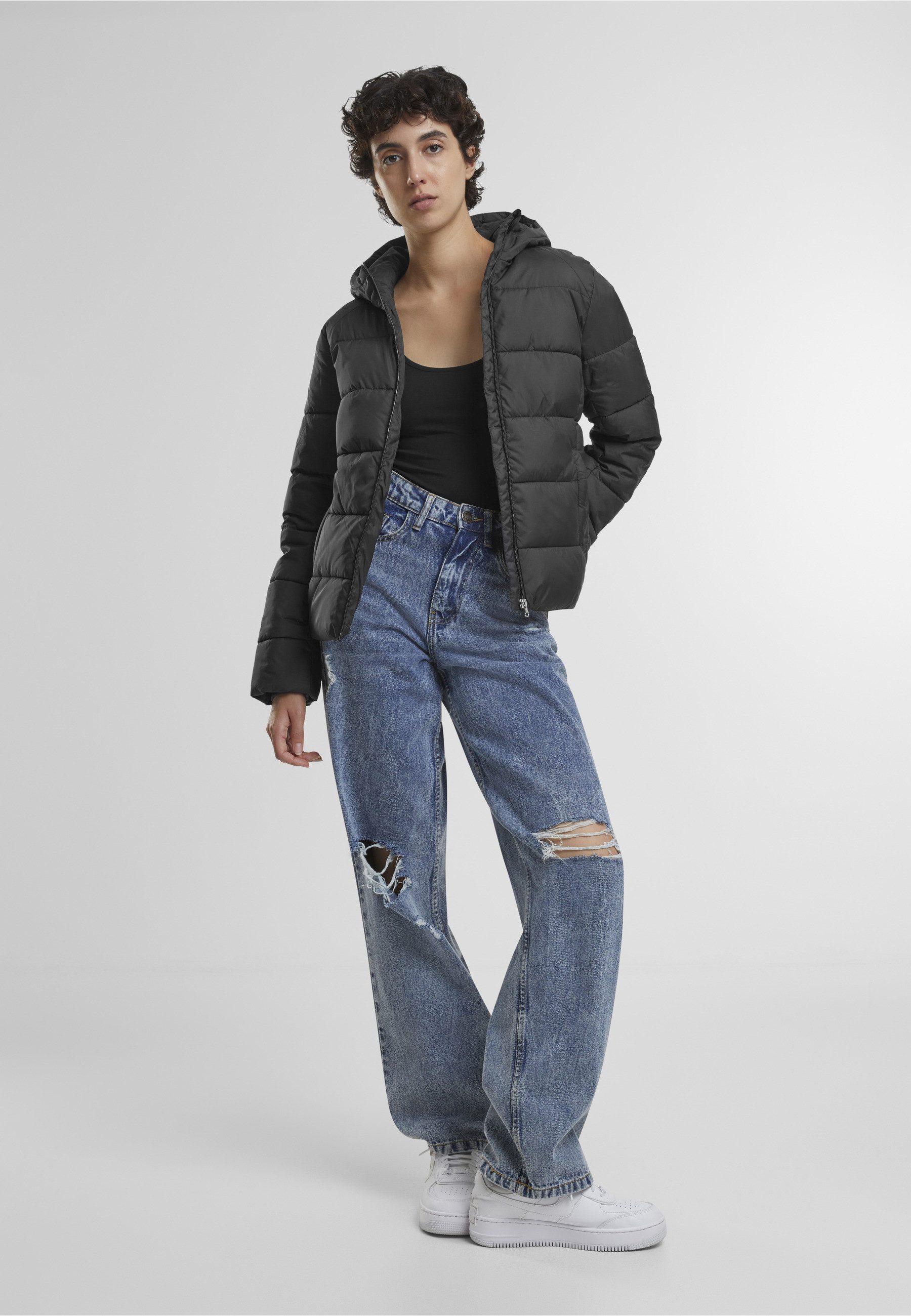 URBAN CLASSICS Winterjacke Urban Classics Ladies Short Puffer Jacket With Hood (1-St)