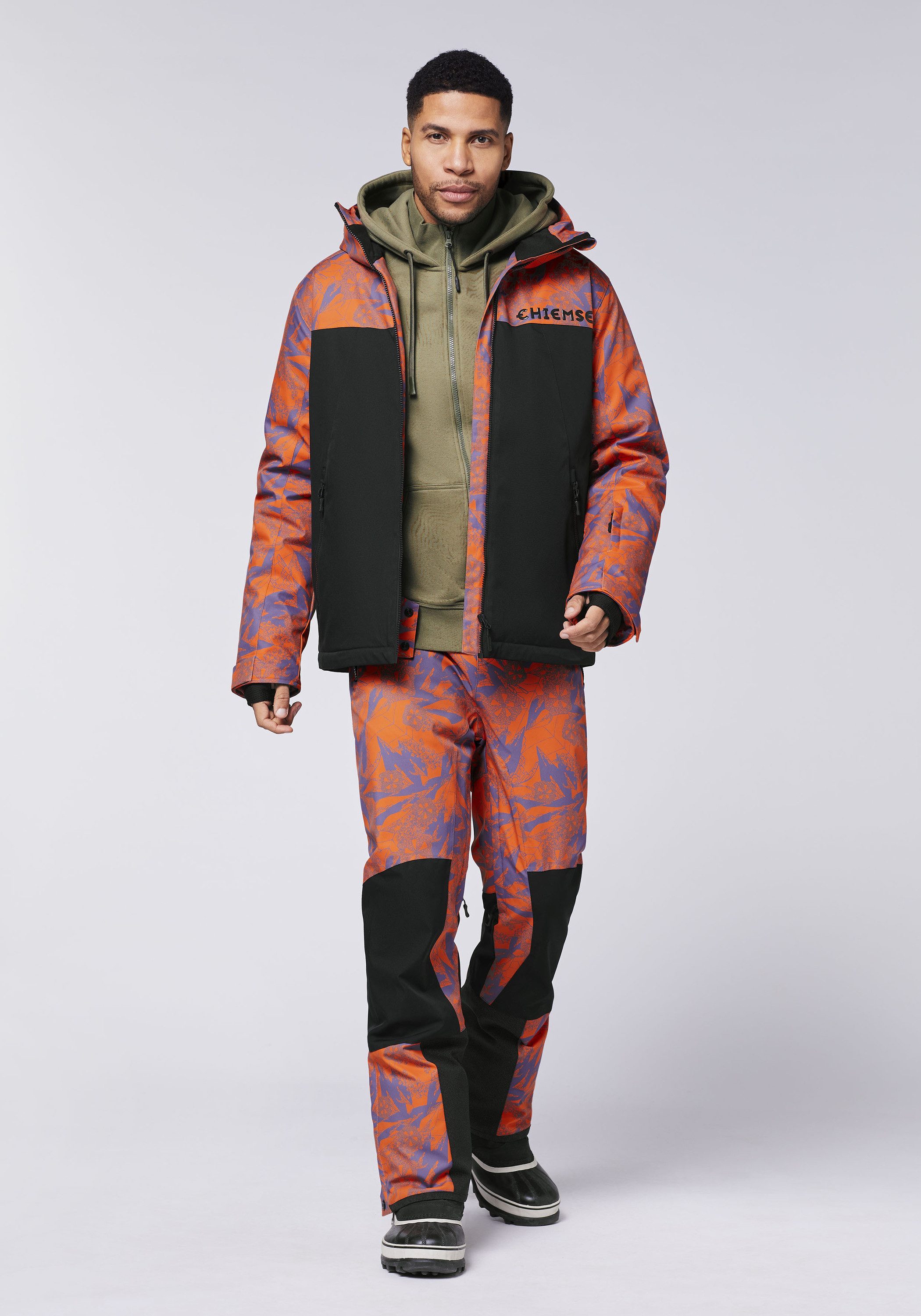 Chiemsee Skijacke Skijacke mit unifarbenen und gemusterten Partien 1