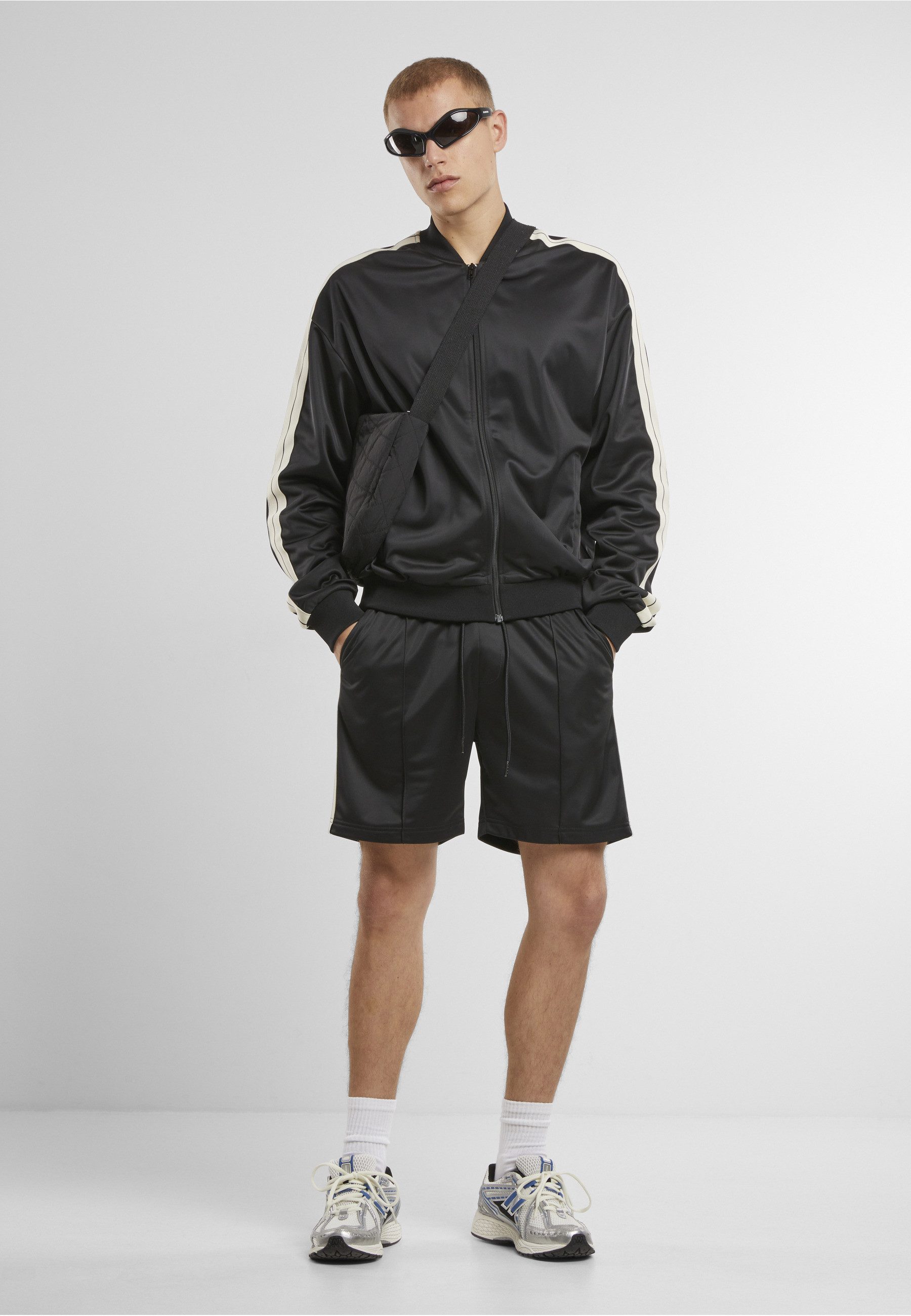 URBAN CLASSICS Allwetterjacke Urban Classics Tennis Core Jacket (1-St)