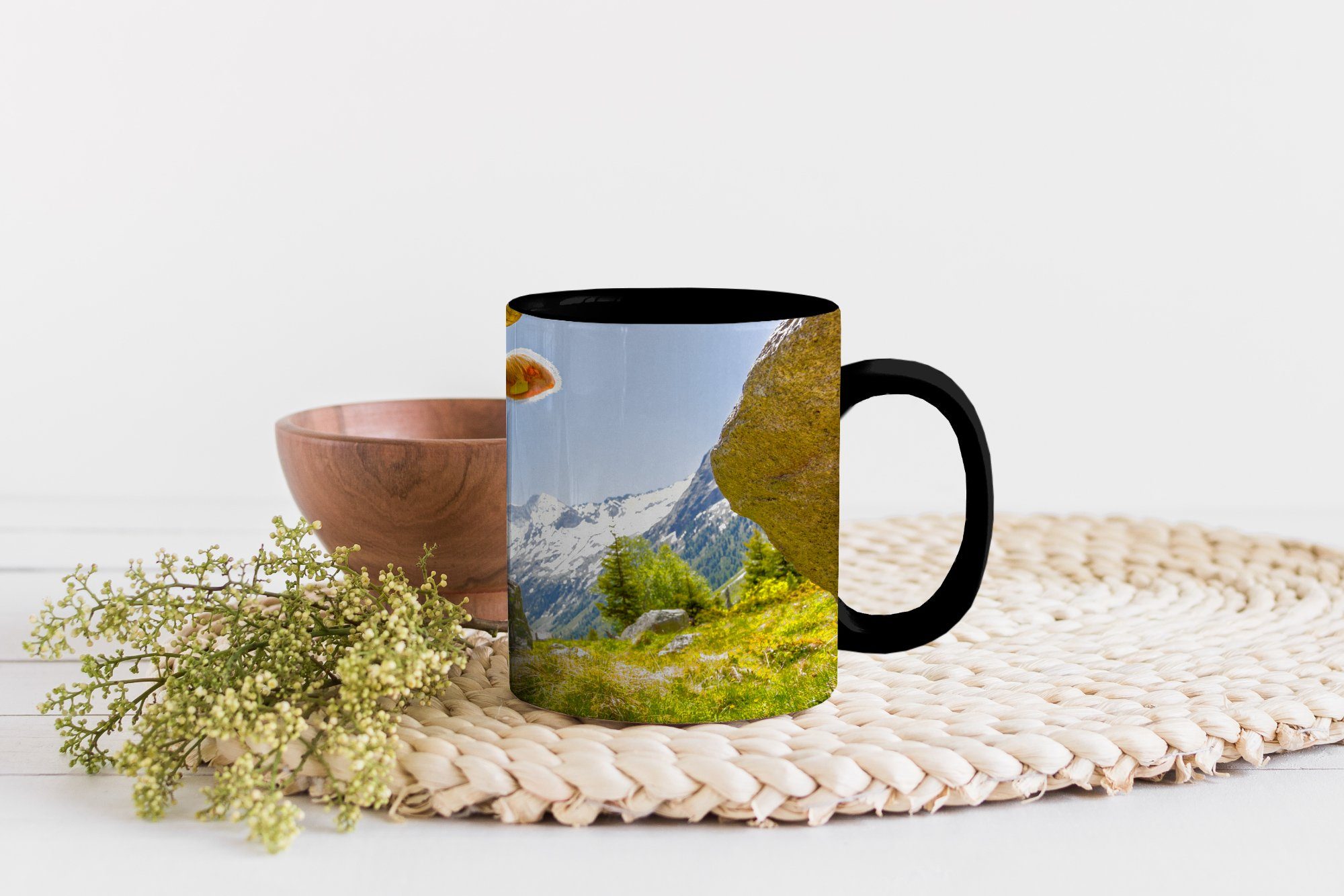 Teetasse, Zaubertasse, Sonne Tasse Kaffeetassen, MuchoWow - - Österreich, Geschenk Farbwechsel, Kühe Keramik,