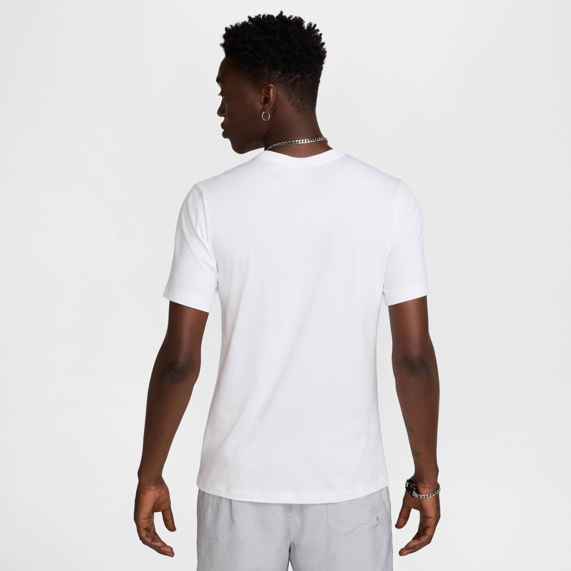 Nike T-Shirt M NSW TEE 12MO SWSH SP25 günstig online kaufen