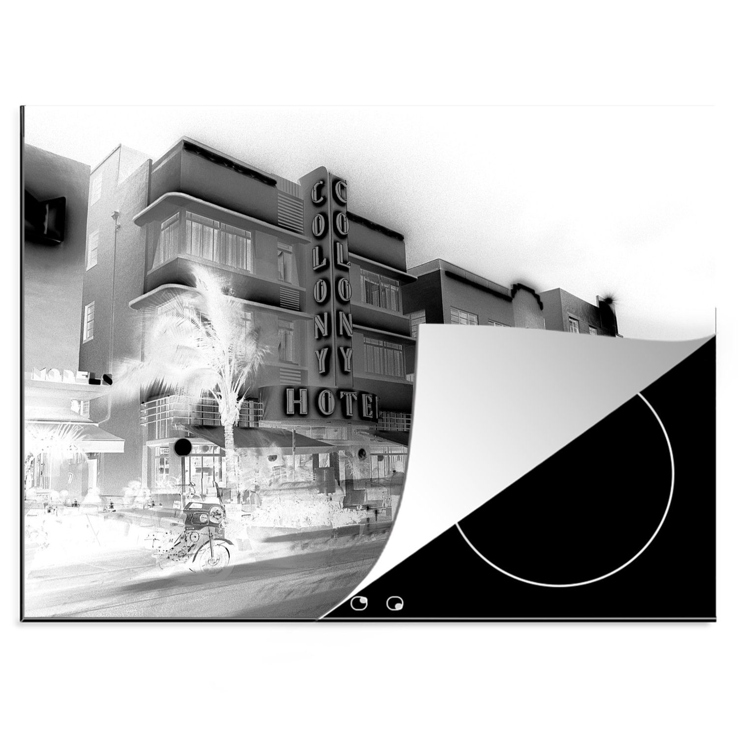 MuchoWow Herdblende-/Abdeckplatte Der berühmte Ocean Drive in Miami in den Vereinigten Staaten - schwarz, Vinyl, (1 tlg), 70x52 cm, Mobile Arbeitsfläche nutzbar, Ceranfeldabdeckung