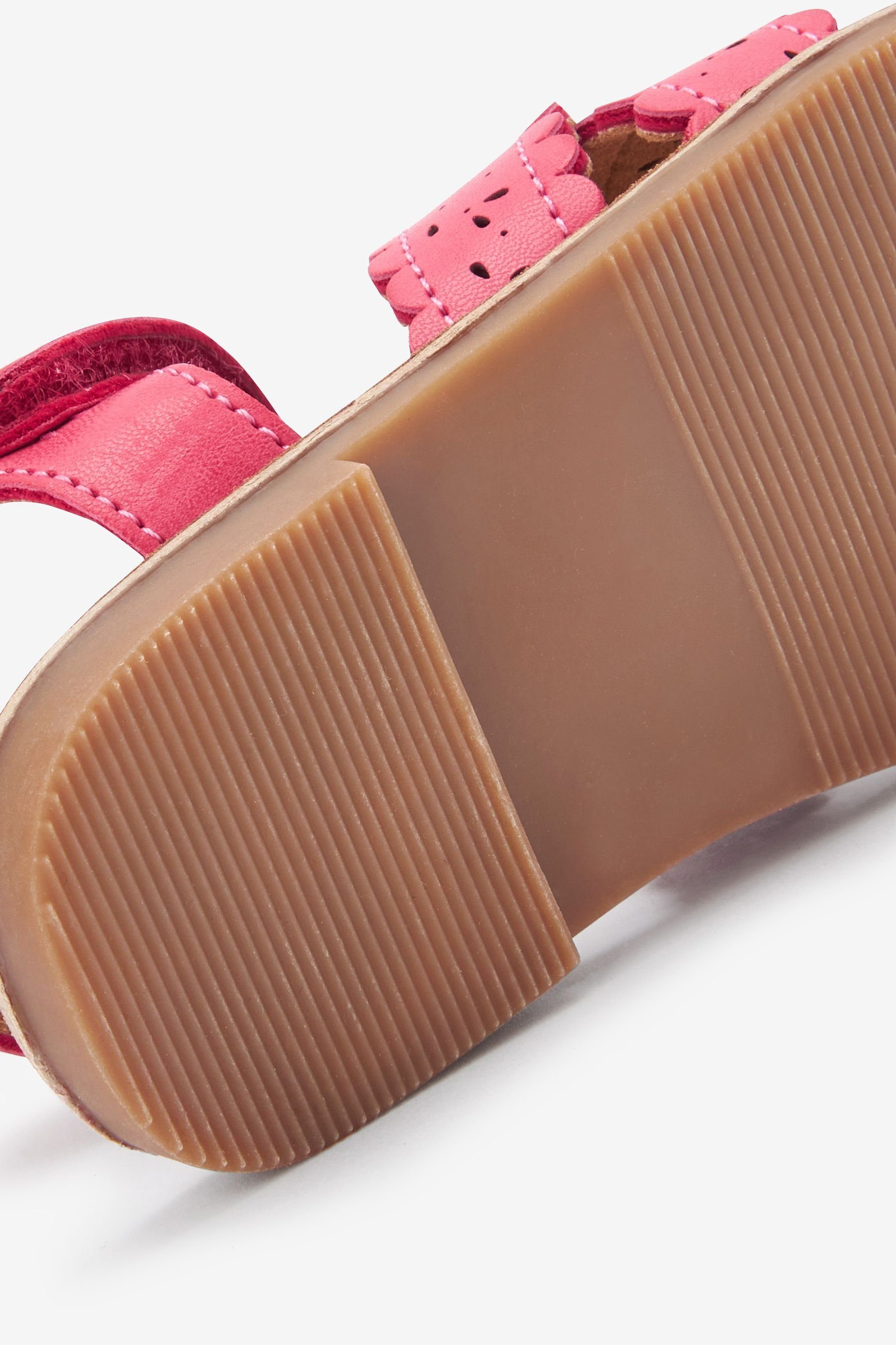 Next Pink Breite - Sandalen (1-tlg) Passform Hot mit Sandale Bogenkante