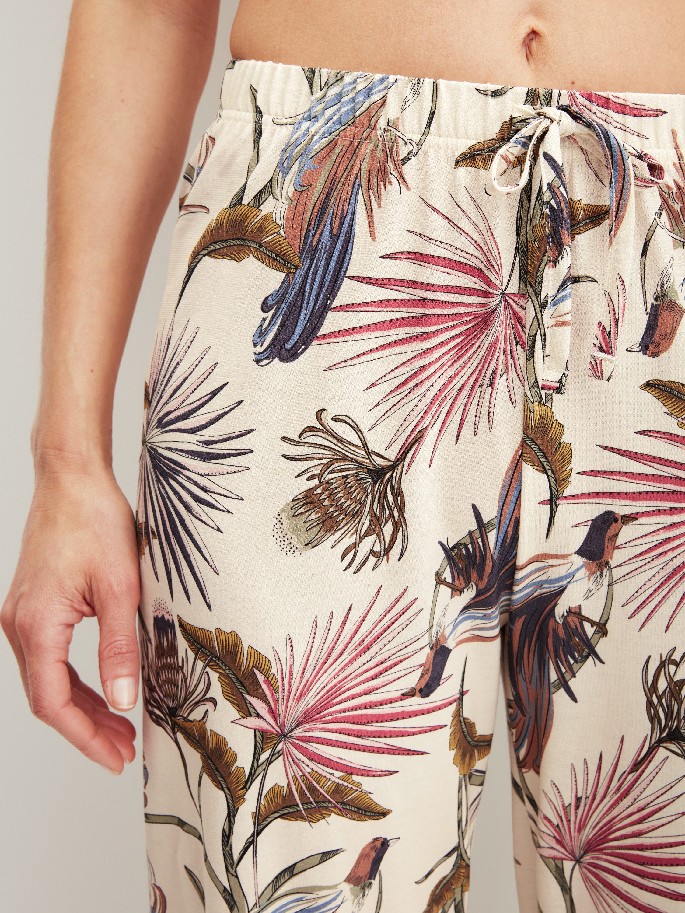 CALIDA Pyjamahose Favourites Arts Damen (1-tlg) weiche Baumwollqualität und Komfortbund – Bild 5 von 5