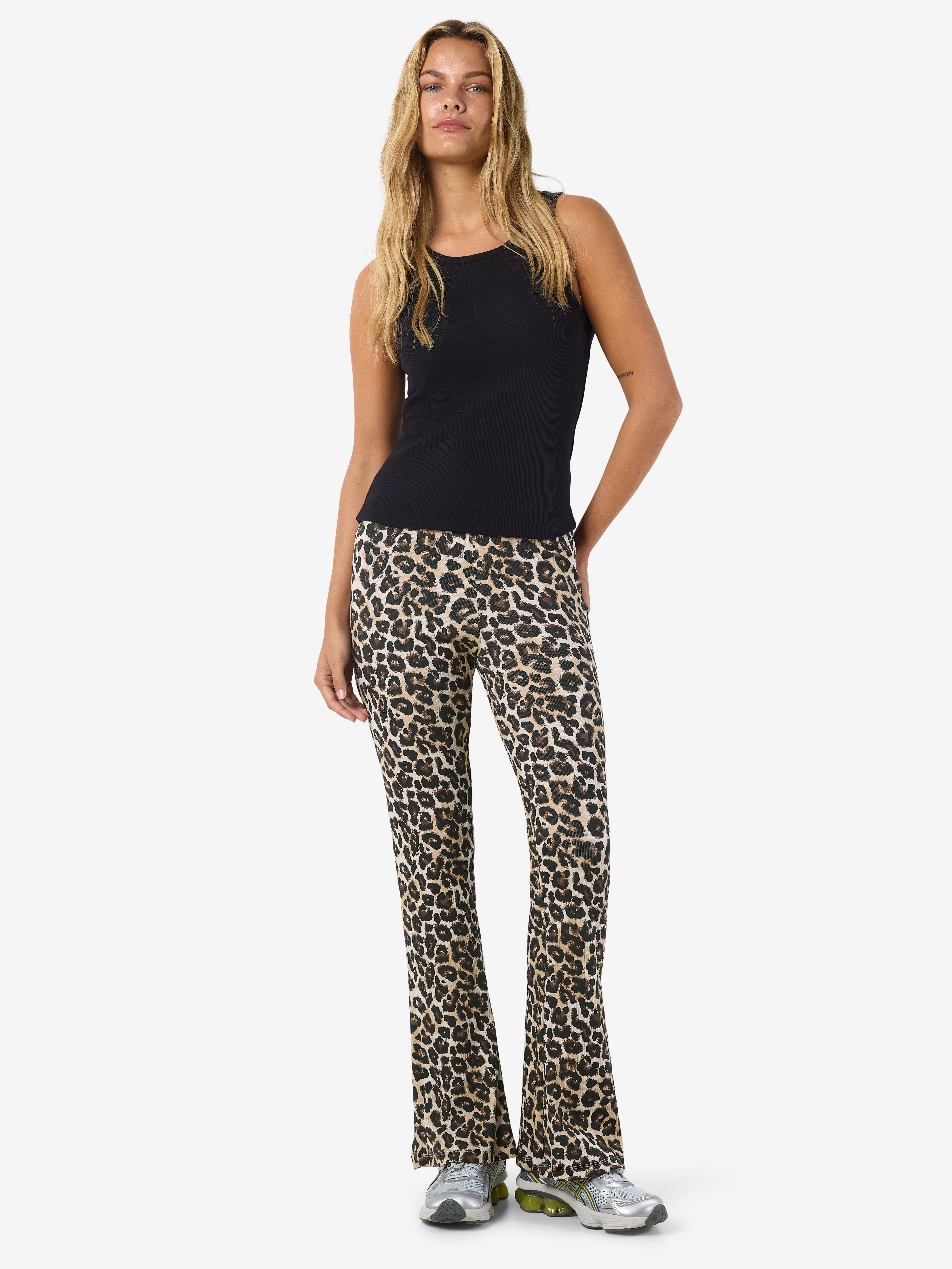 Noisy may Leggings NMPASA HW FLARED PANTS NOOS