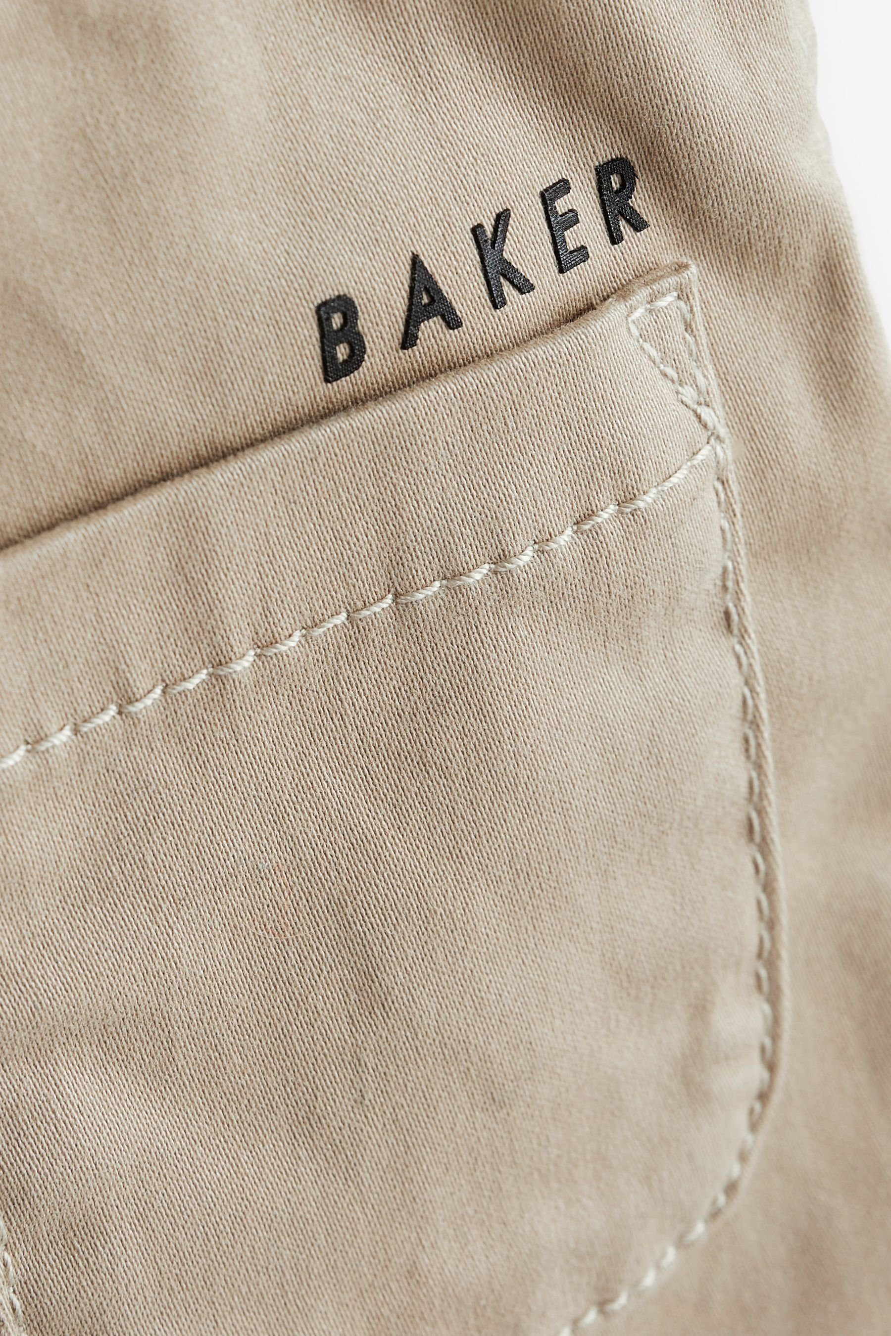 Shirt by Baker Stone Baker und (2-tlg) im Ted & Baker Hose Ted by Latzhose Set Baker Polo-Shirt