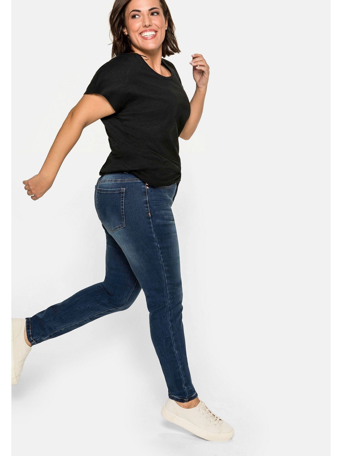 Sheego Stretch-Jeans Große Größen Skinny mit Bodyforming-Effekt. Reduzierter Preis € 54,00. Unverbindliche Preisempfehlung € 99,00
