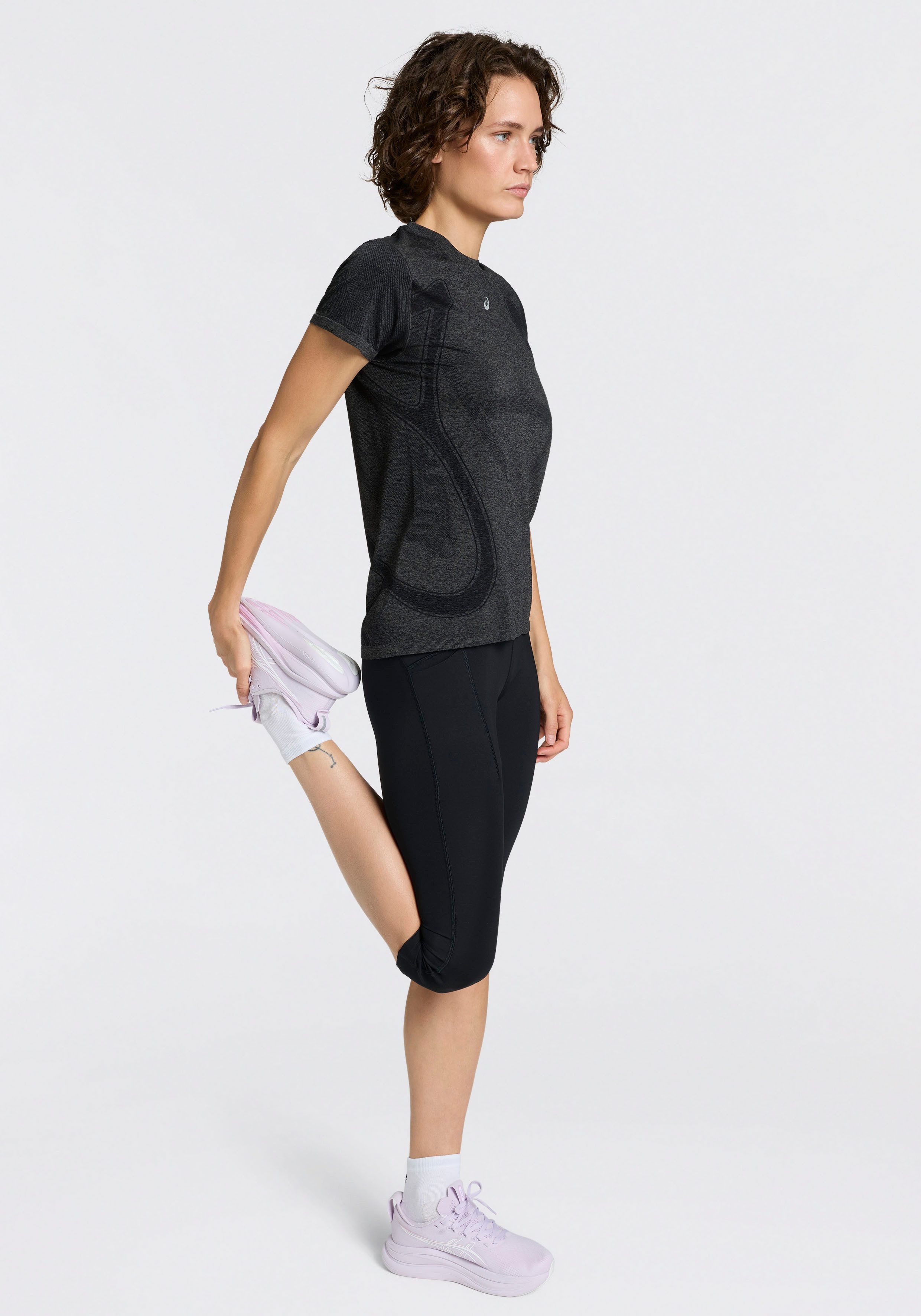 Zum Outfit 11