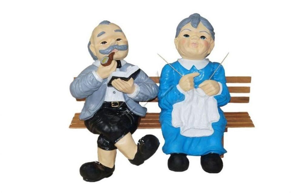 JVmoebel Skulptur Großvater und Großmutter Figur aus hochwertigem Material, detailreich (1 St), Made in Europe