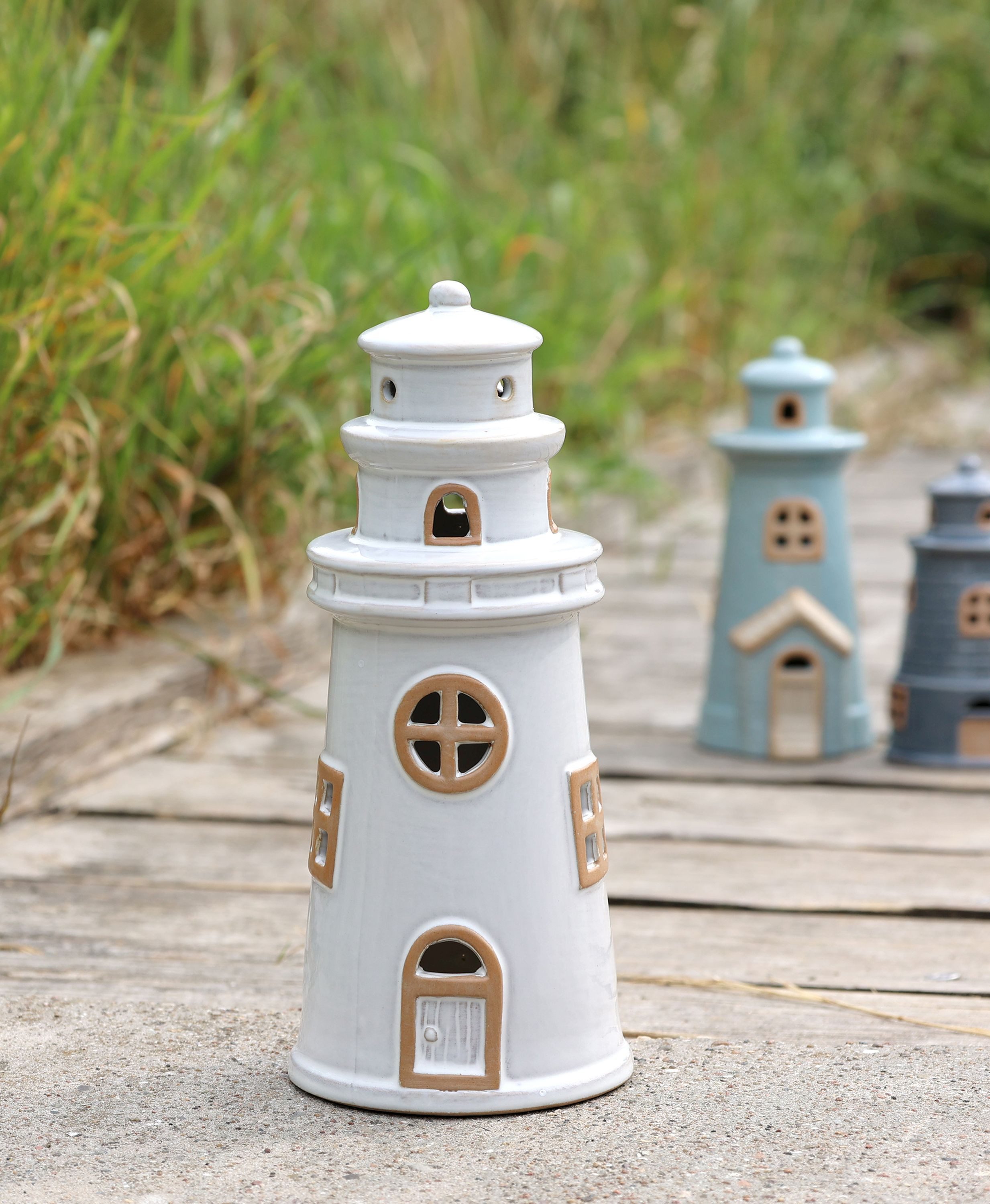 Chic Antique LED Dekoobjekt Chic Antique - Windlicht Leuchtturm mit LED Licht Laterne Keramik, LED fest integriert