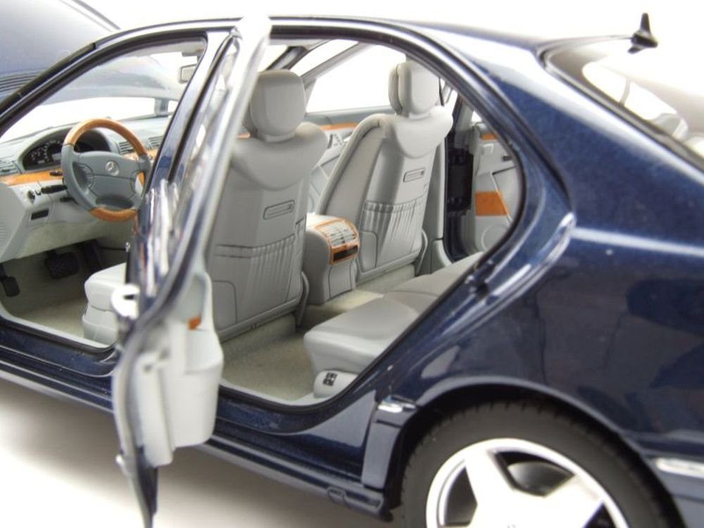 Norev Modellauto Mercedes S-Klasse S55 AMG W220 2000 dunkelblau metallic, Maßstab 1:18