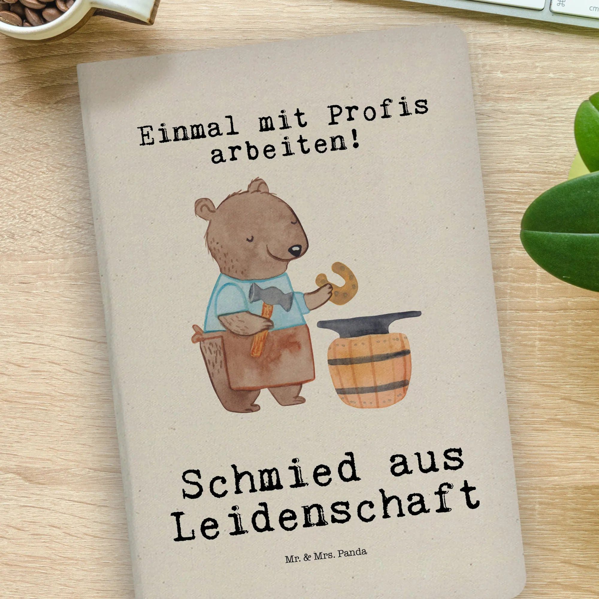 Thumbnail - Mr. & Mrs. Panda Notizbuch Schmied Leidenschaft - Transparent - Geschenk, DIN A4 Arbeitsbuch, DI Mr. & Mrs. Panda, Premi...