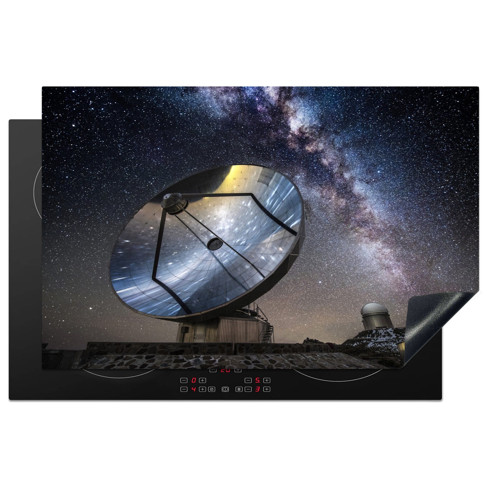MuchoWow Herdblende-/Abdeckplatte Sterne spiegeln sich in der Satellitenschüssel des ESO-Observatoriums, Vinyl, (1 tlg), 81x52 cm, Induktionskochfeld Schutz für die küche, Ceranfeldabdeckung