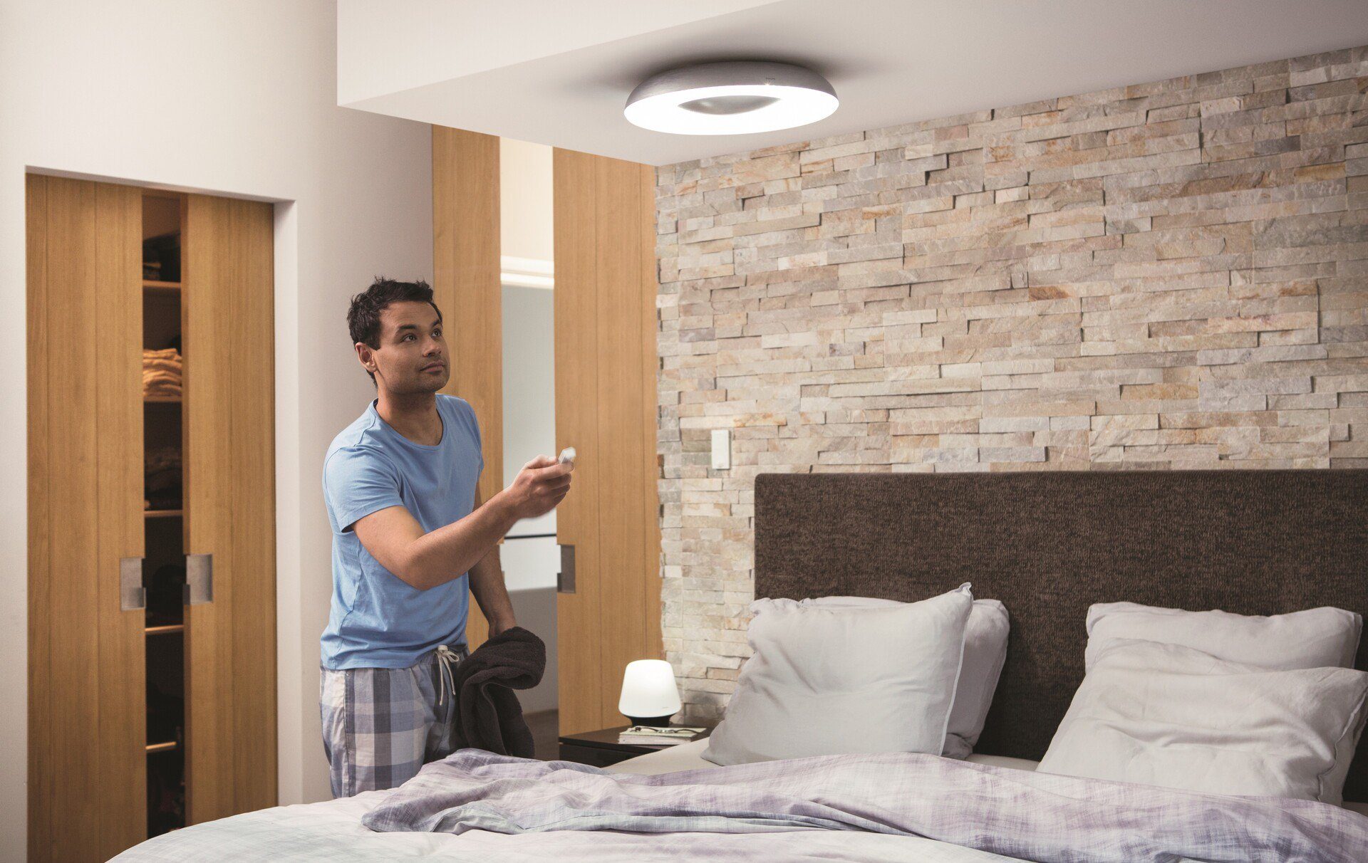 integriert, Deckenleuchte fest Warmweiß Philips LED Hue Still, LED Dimmfunktion,